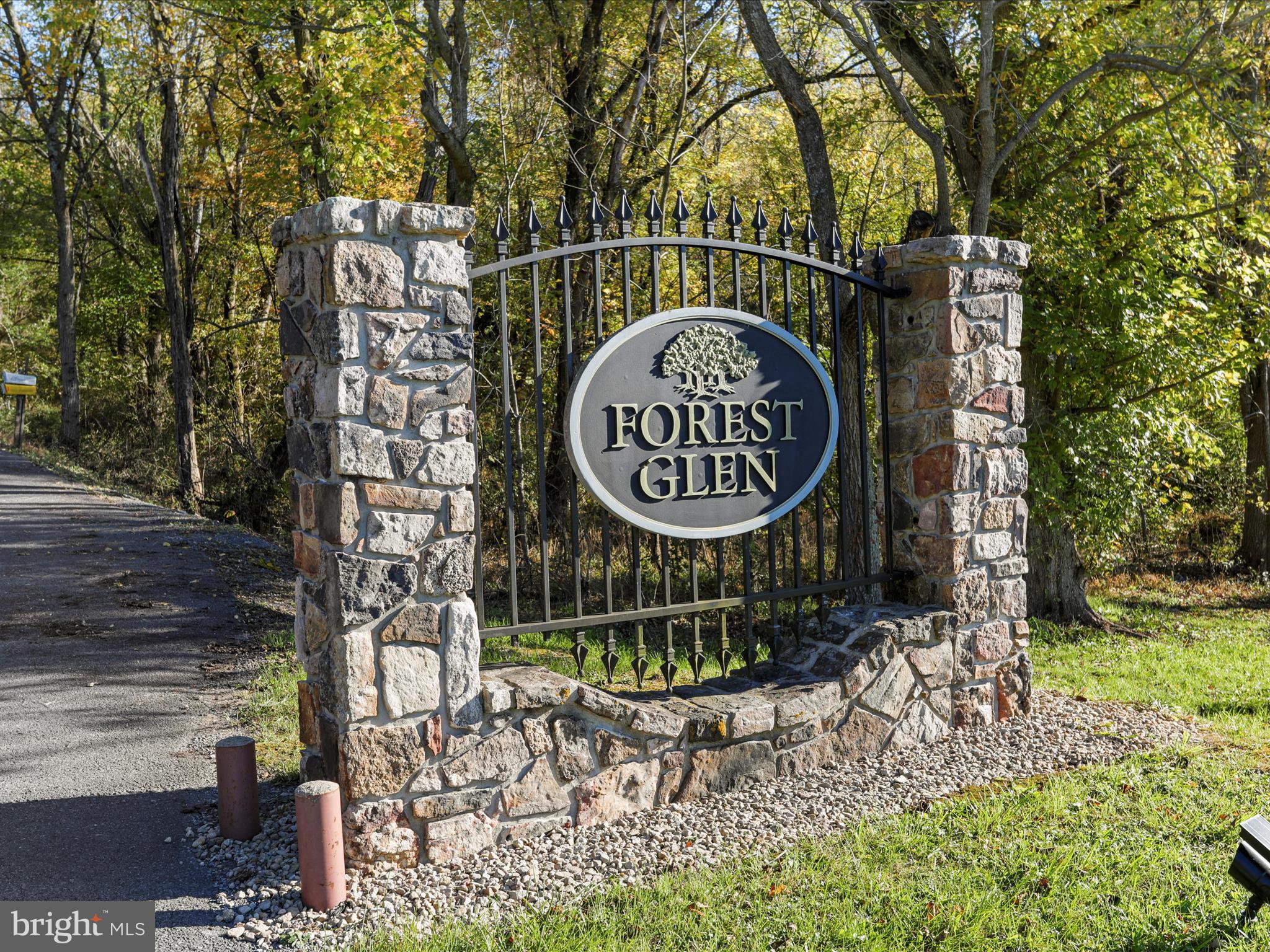 714 FOREST GLEN DRIVE
