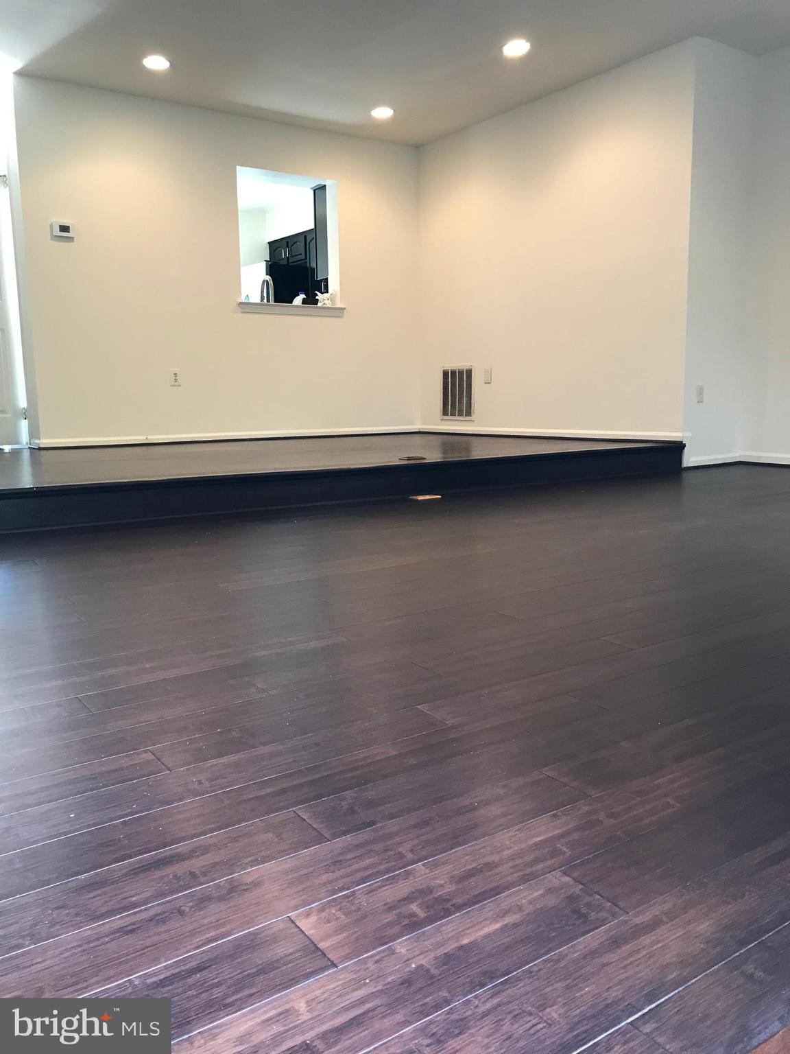 GERMANTOWN VIEW - Residential