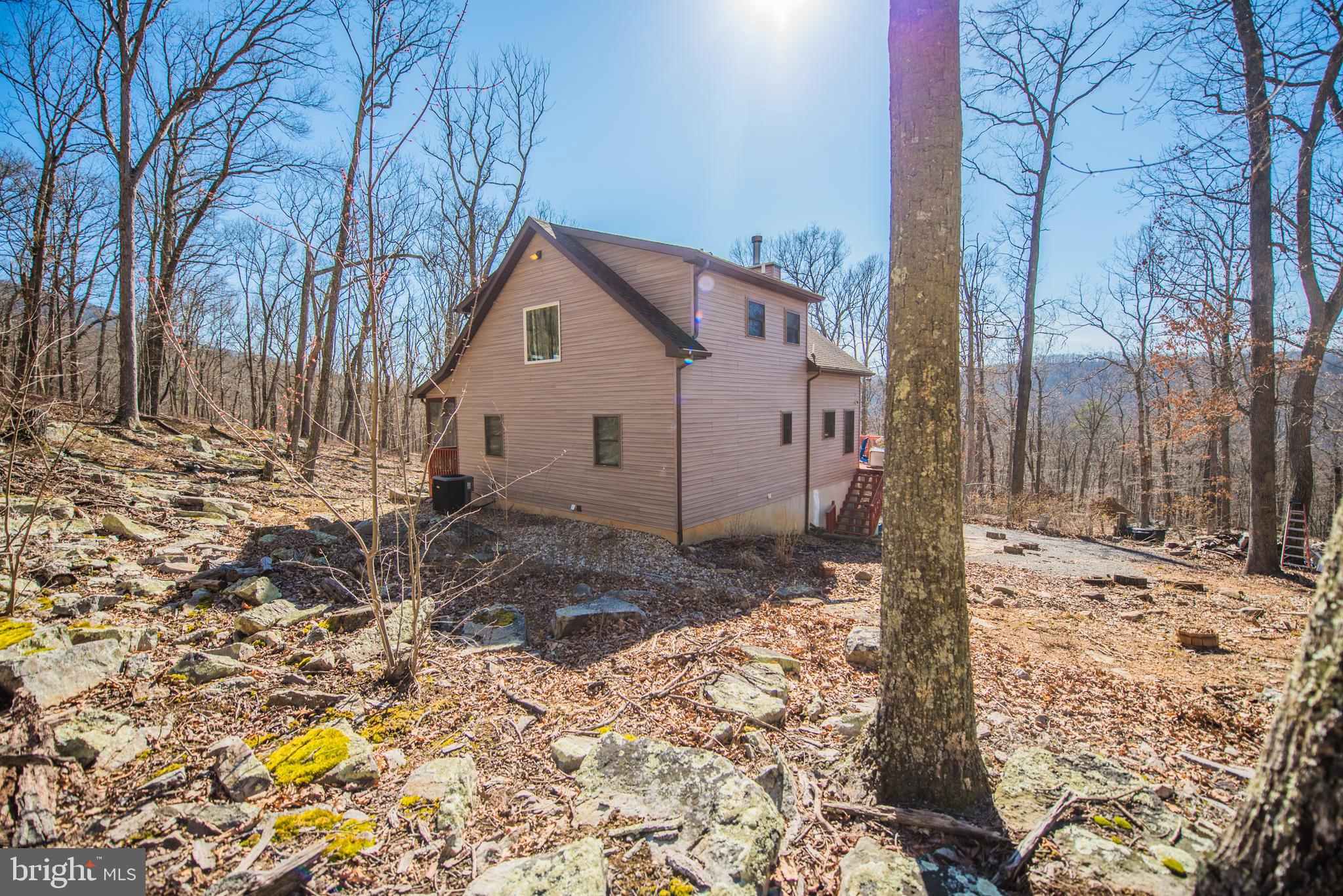 ROUSE MOUNTAIN - Residential