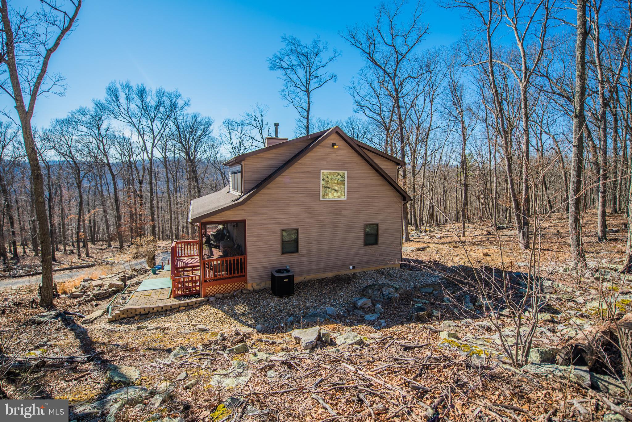 ROUSE MOUNTAIN - Residential