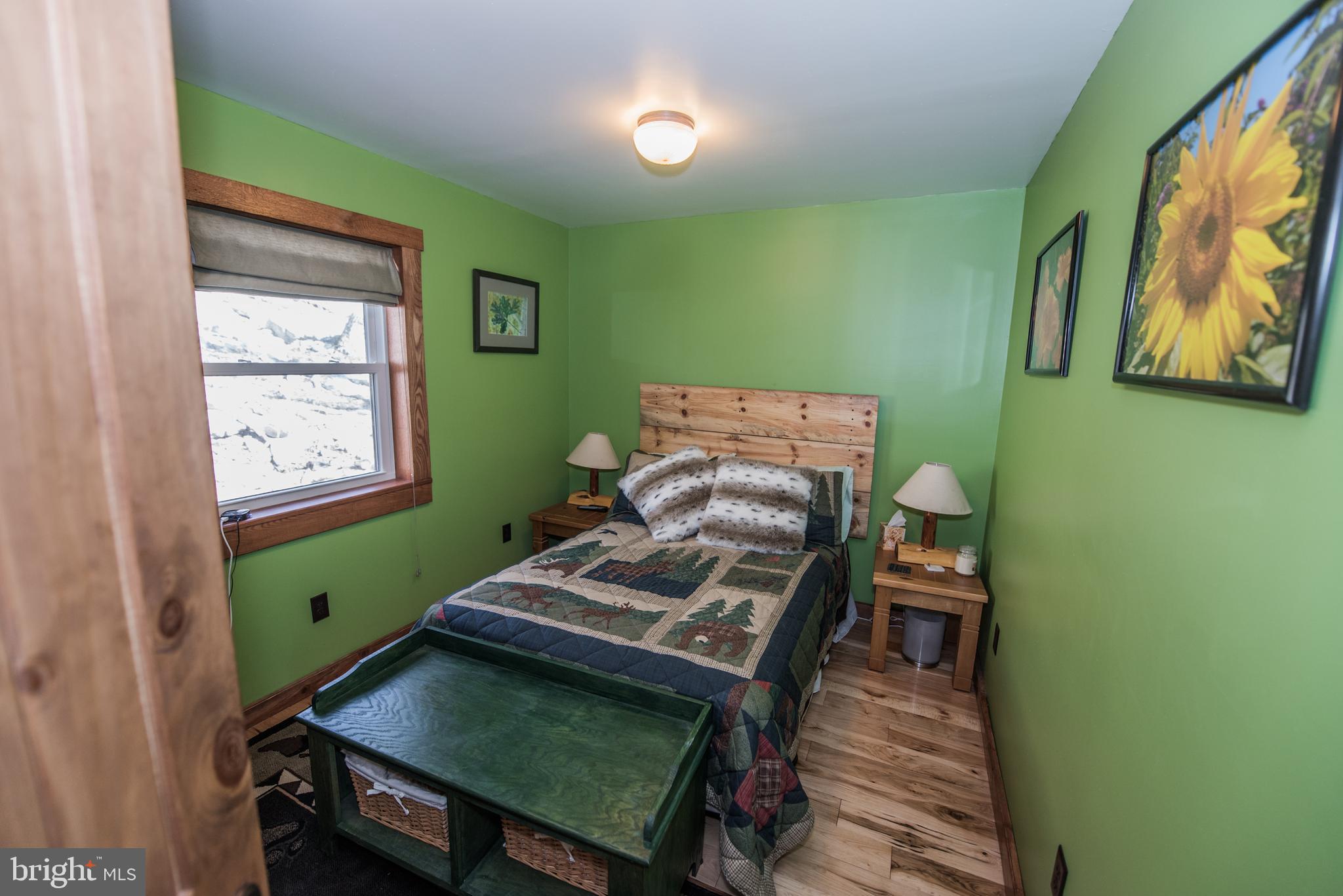 ROUSE MOUNTAIN - Residential