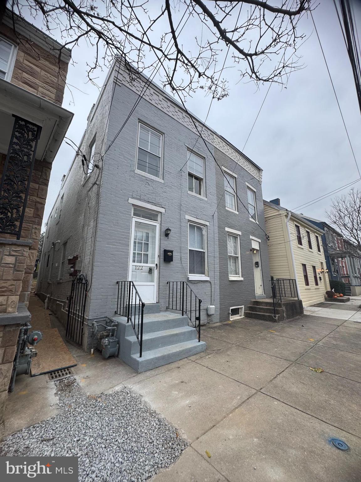 FREDERICK HISTORIC DISTRICT - Residential Lease