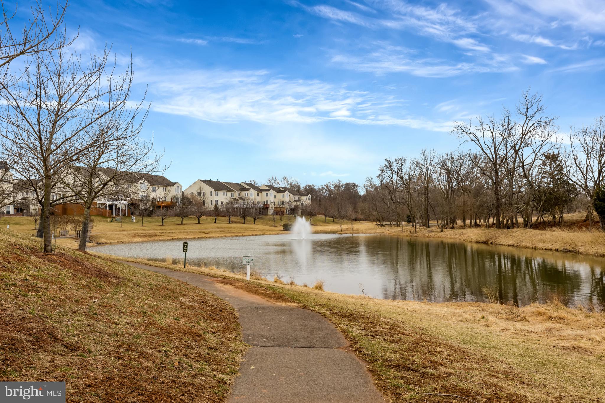 LOUDOUN VALLEY ESTATES - Residential