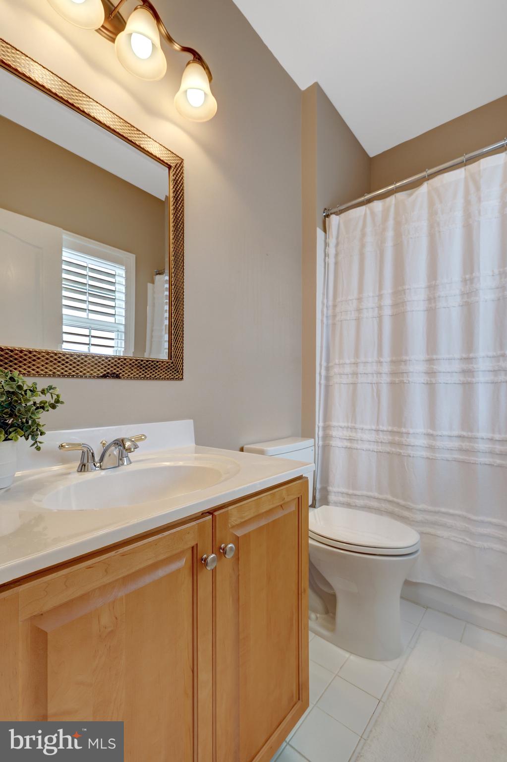 LOUDOUN VALLEY ESTATES - Residential