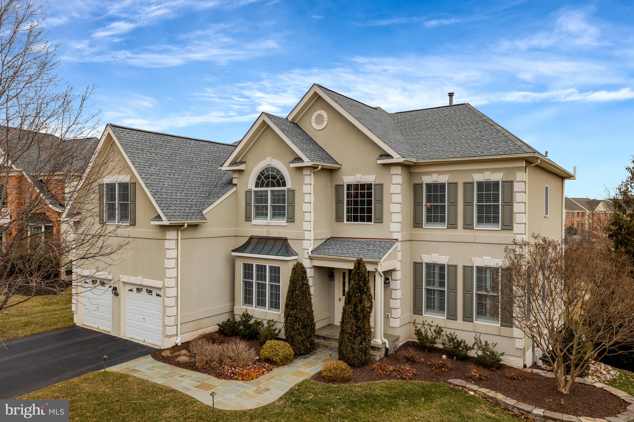 LOUDOUN VALLEY ESTATES - Residential