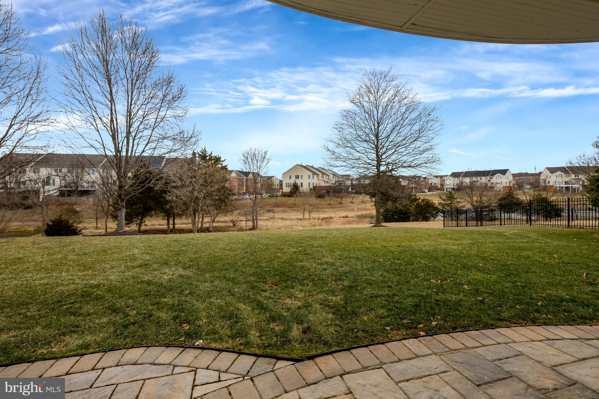 LOUDOUN VALLEY ESTATES - Residential