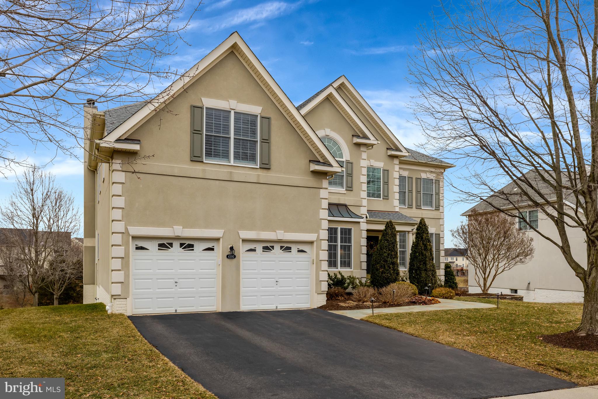 LOUDOUN VALLEY ESTATES - Residential