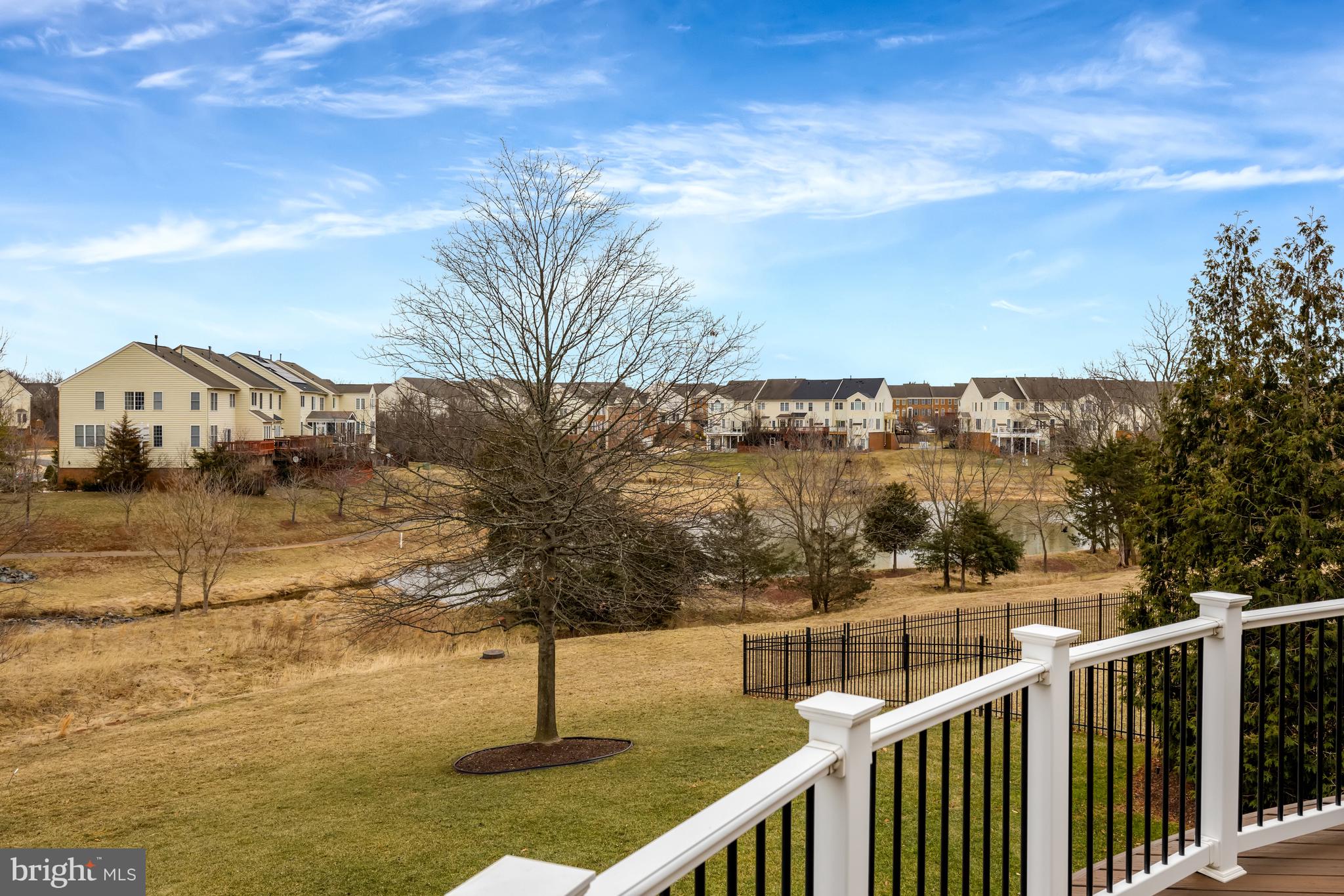 LOUDOUN VALLEY ESTATES - Residential