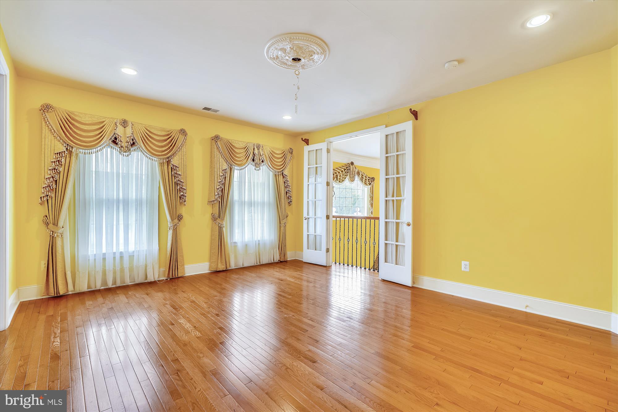 WATERFORD FARMS - Residential