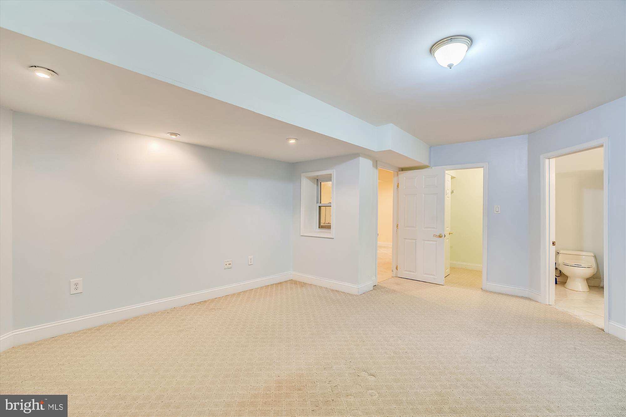 WATERFORD FARMS - Residential