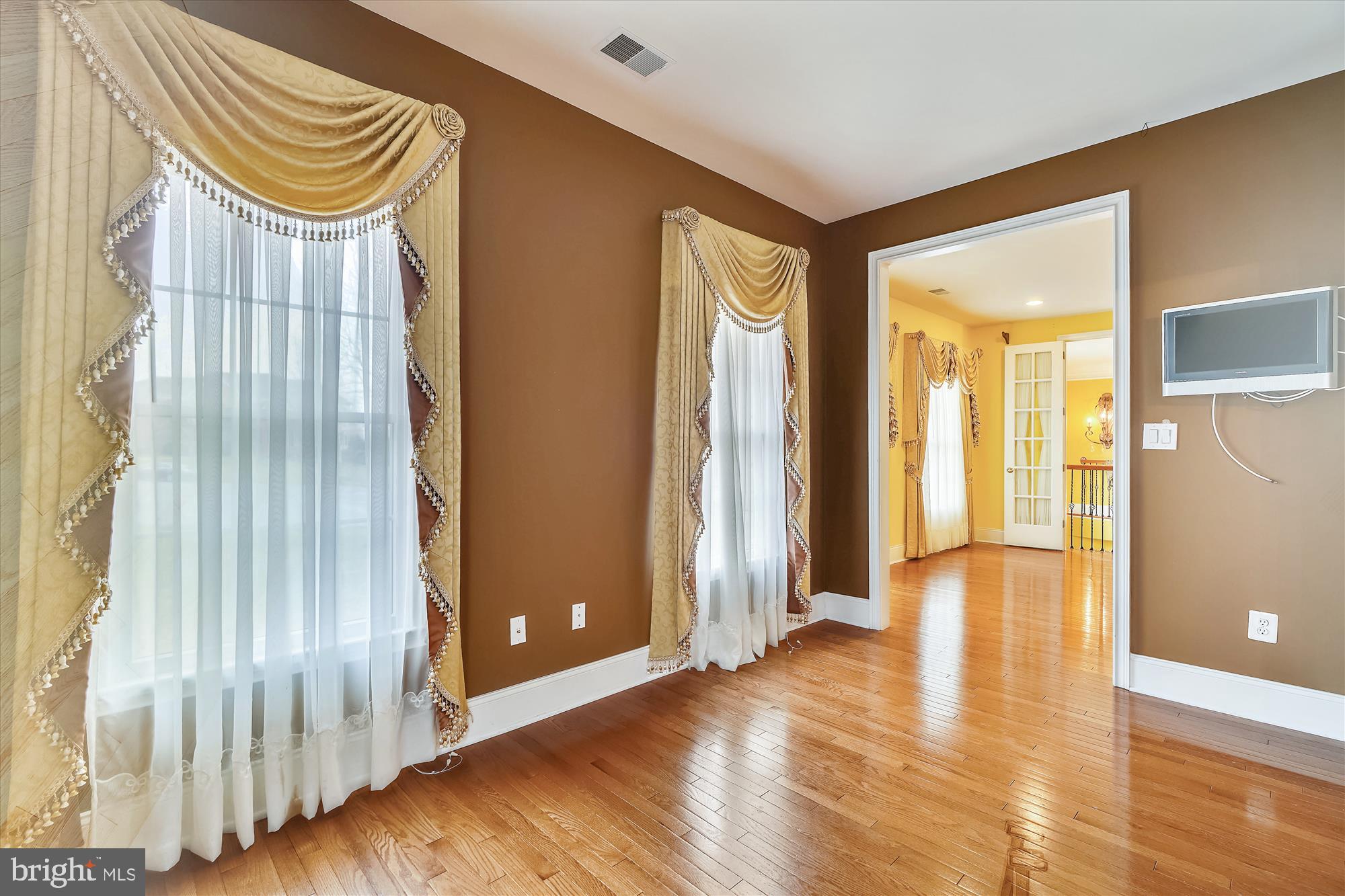 WATERFORD FARMS - Residential