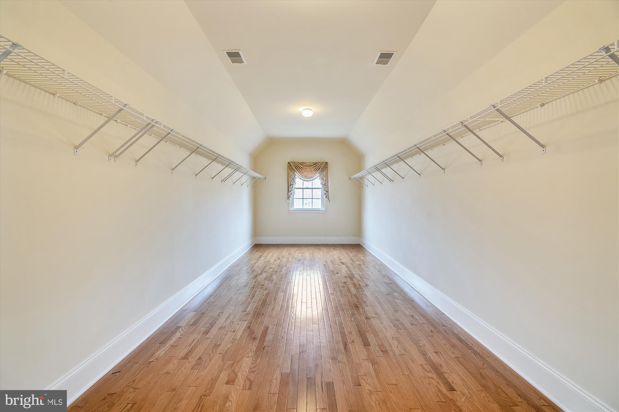 WATERFORD FARMS - Residential