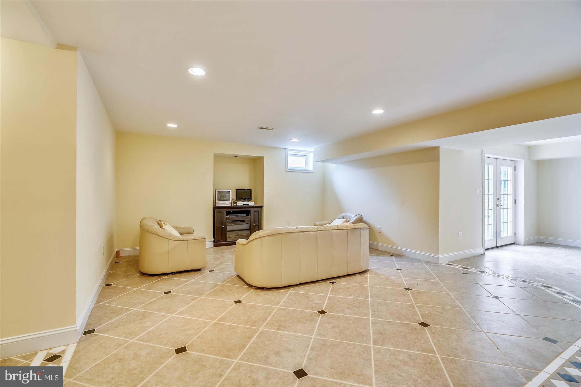 WATERFORD FARMS - Residential