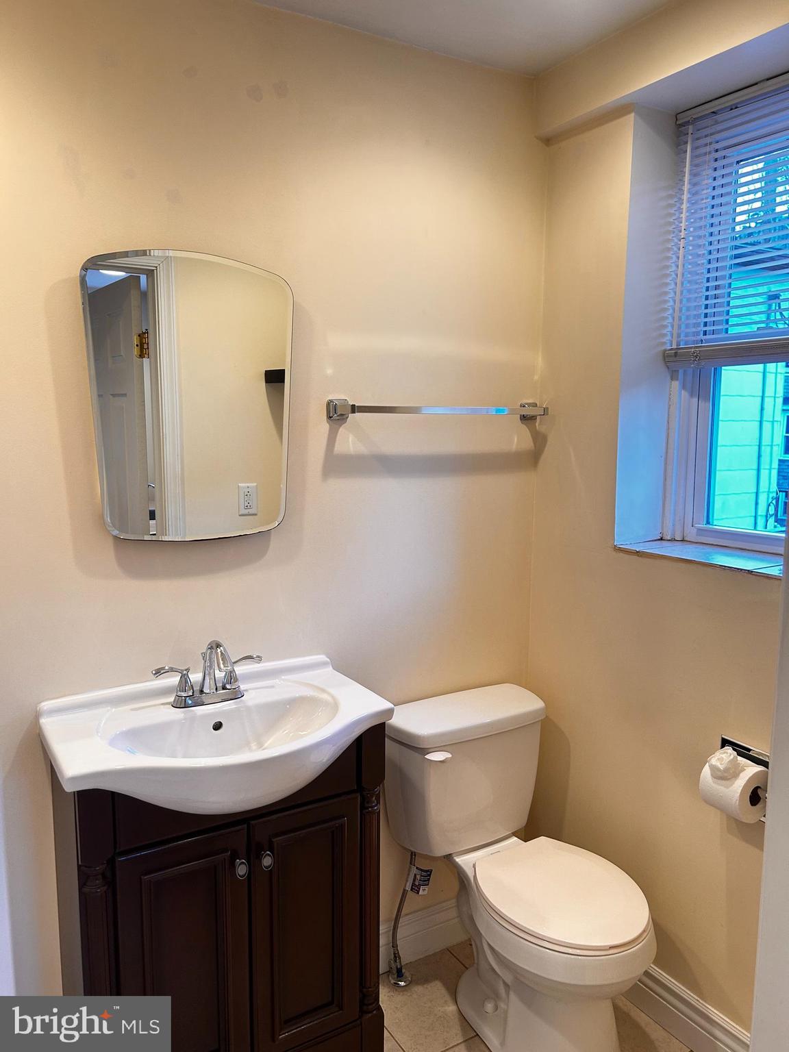 GARFIELD SQUARE - Residential Lease