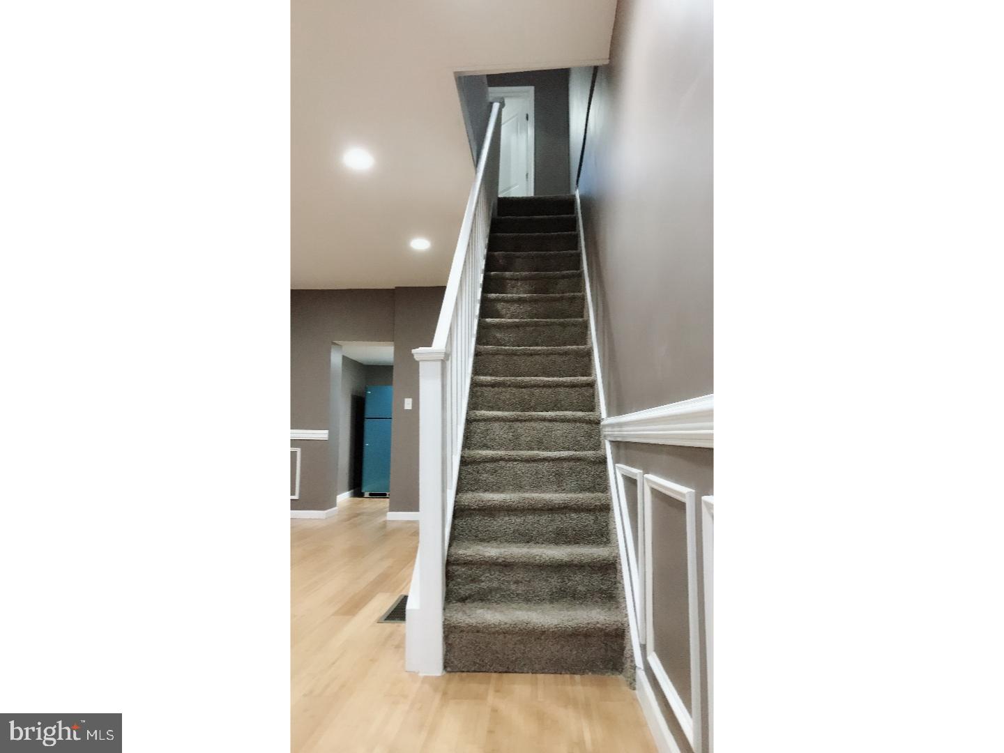 PORT RICHMOND - Residential Lease