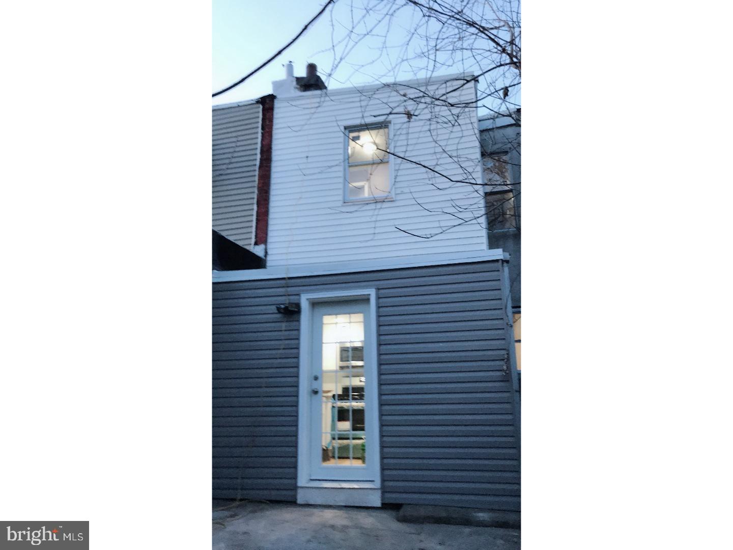 PORT RICHMOND - Residential Lease