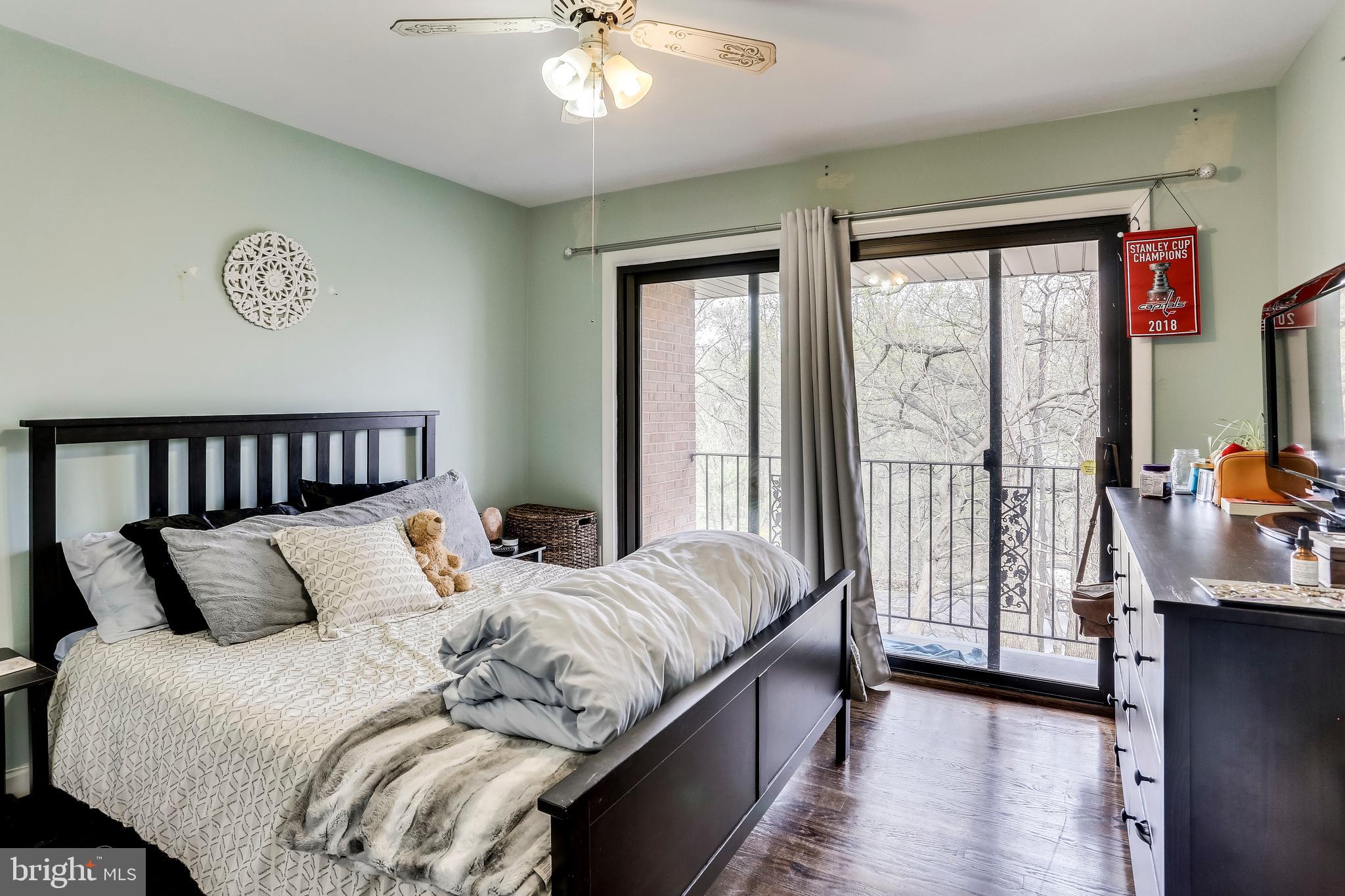 EAST BARCROFT - Residential