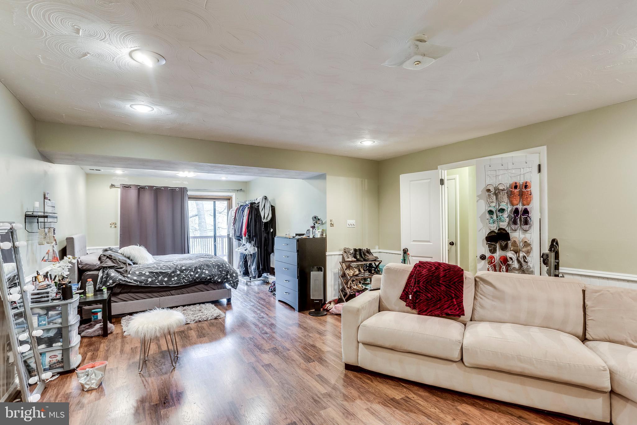 EAST BARCROFT - Residential