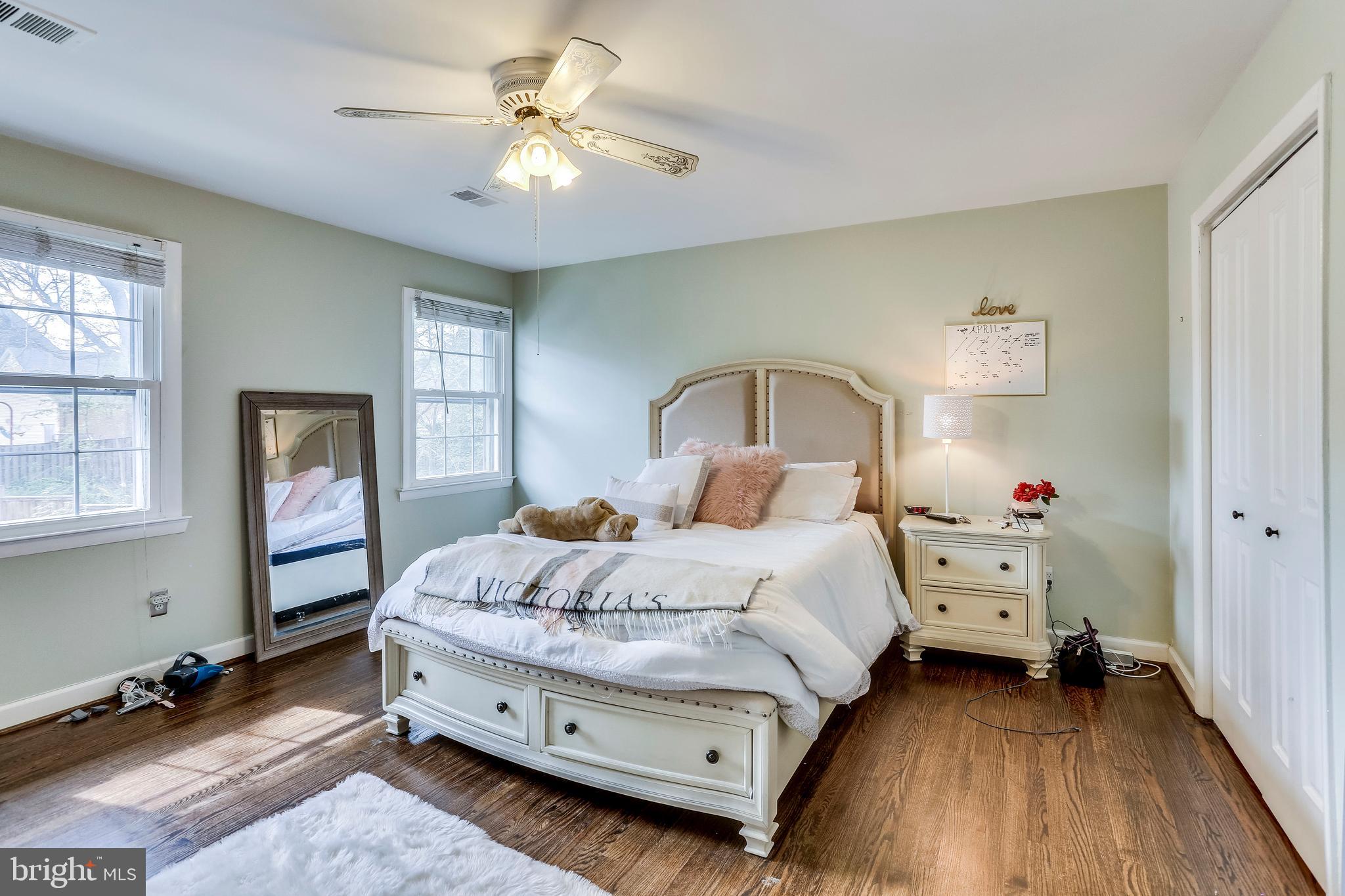 EAST BARCROFT - Residential