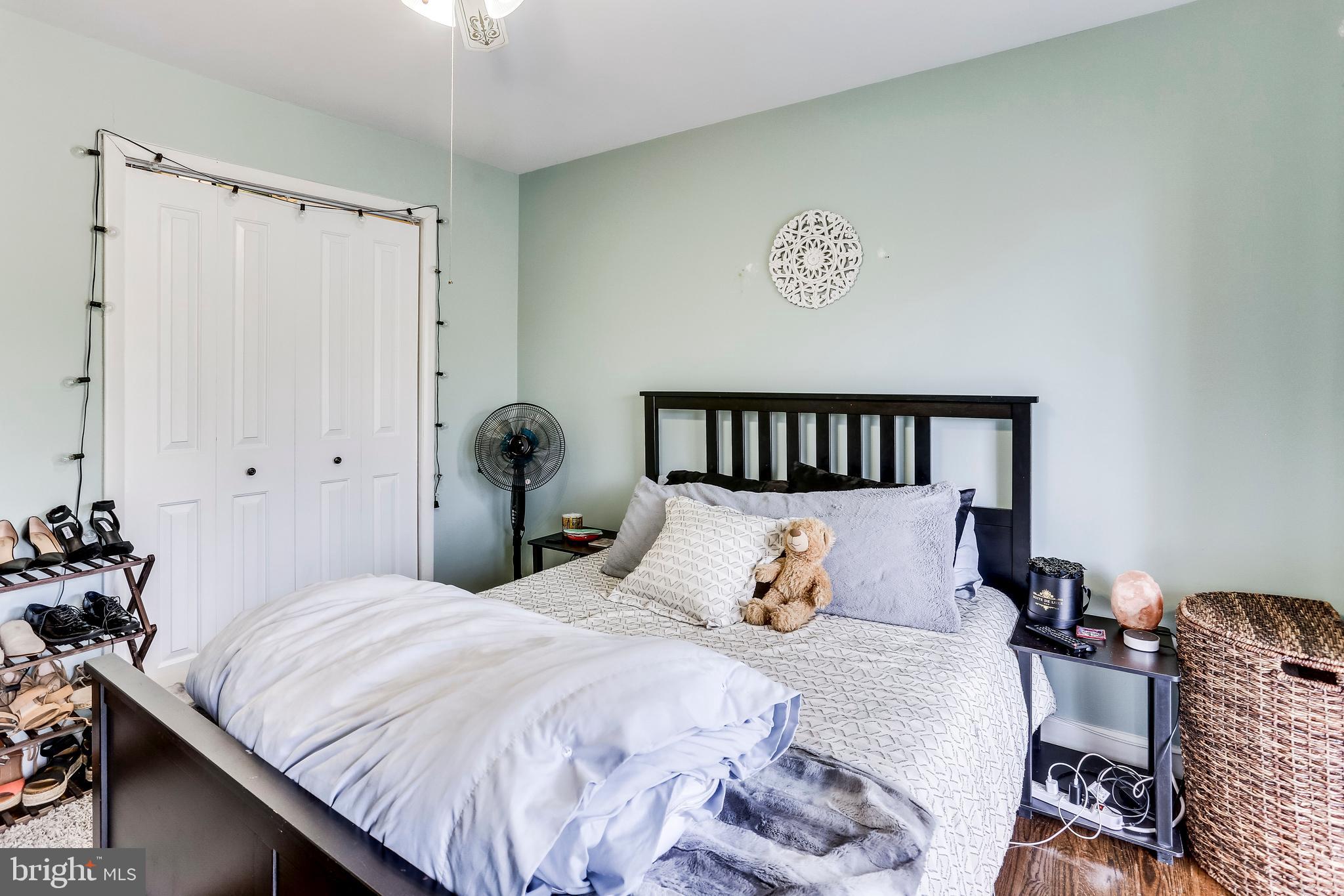 EAST BARCROFT - Residential