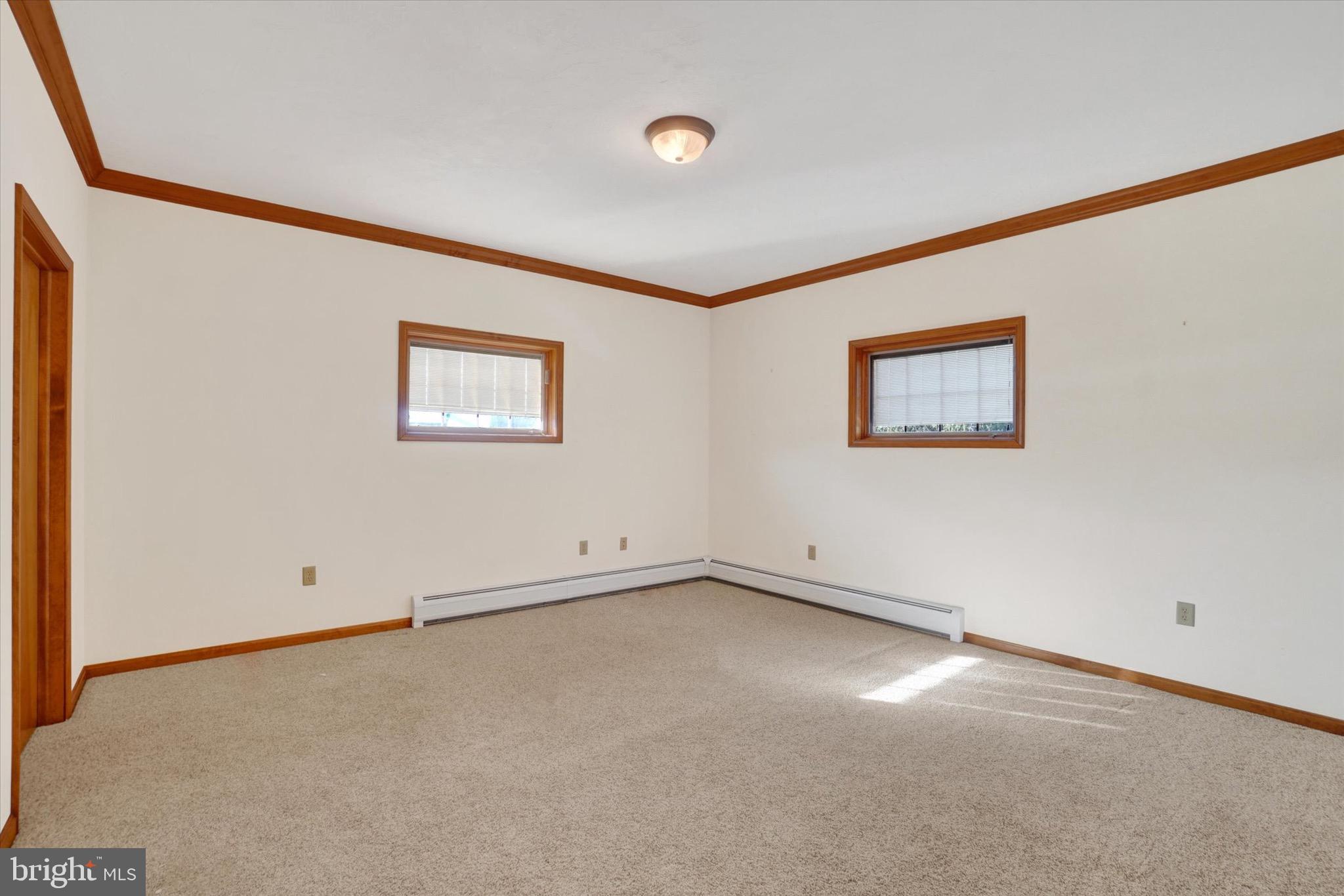 OUTDOOR COUNTRY CLUB - Residential