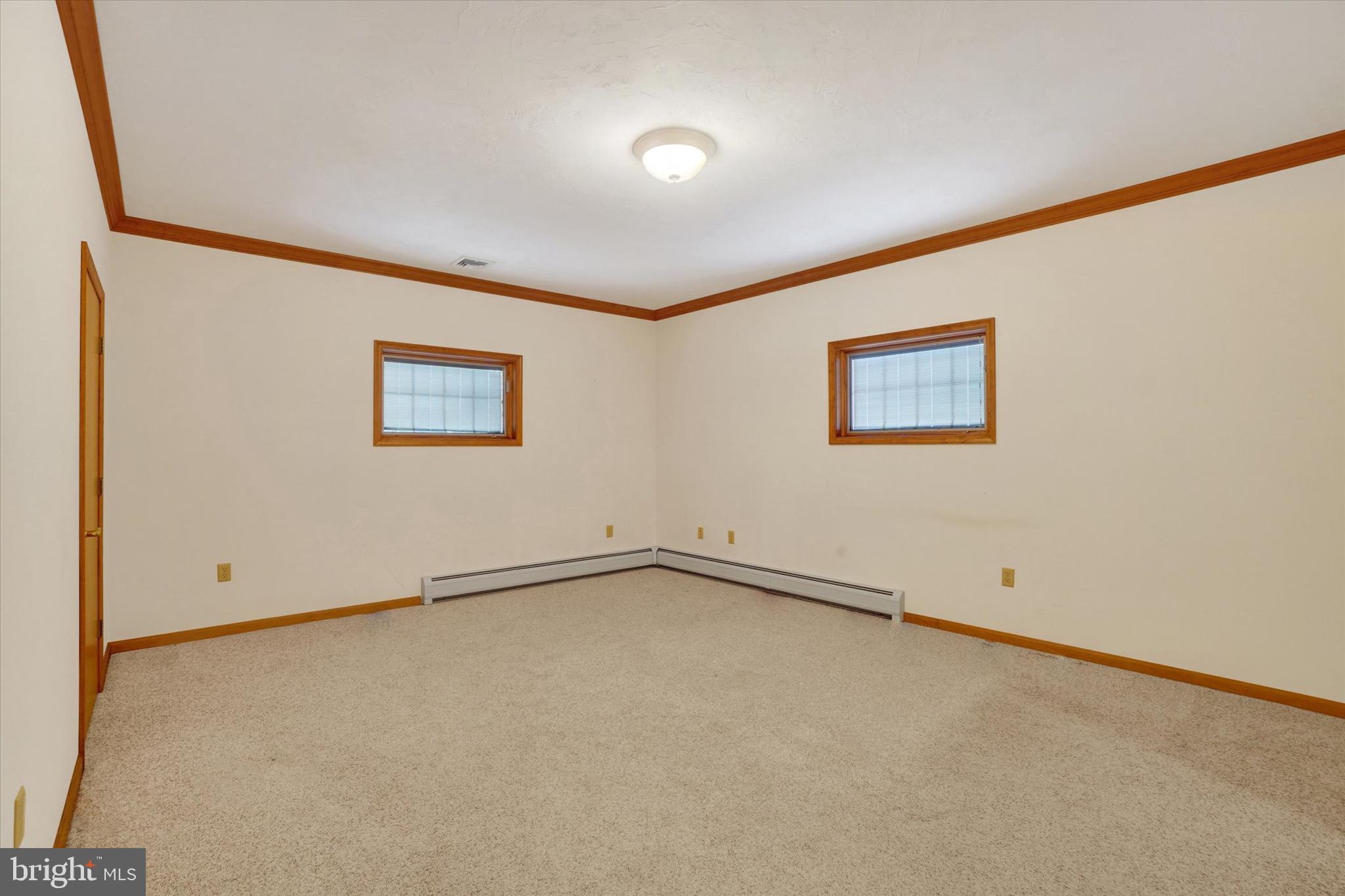 OUTDOOR COUNTRY CLUB - Residential