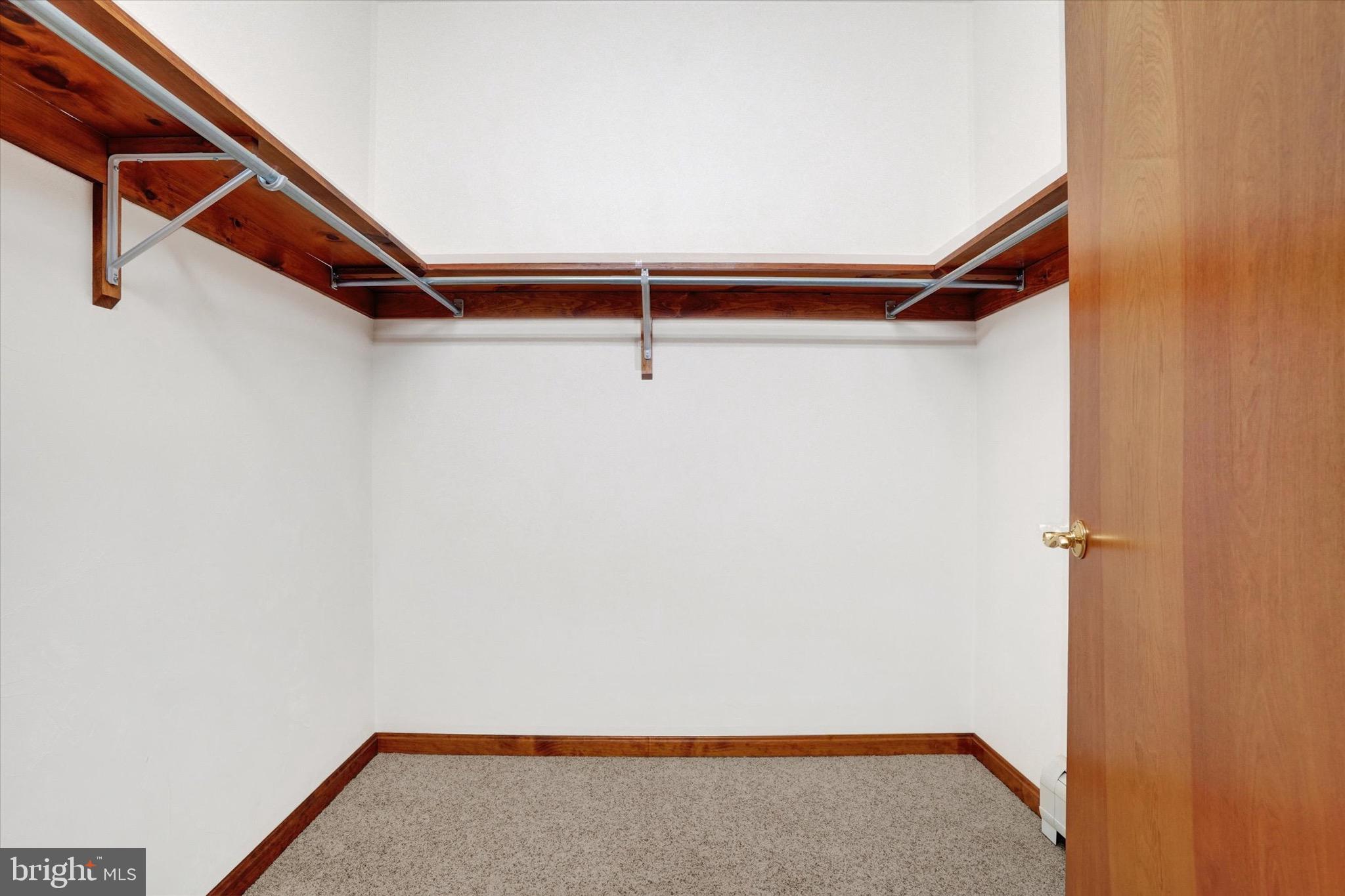 OUTDOOR COUNTRY CLUB - Residential