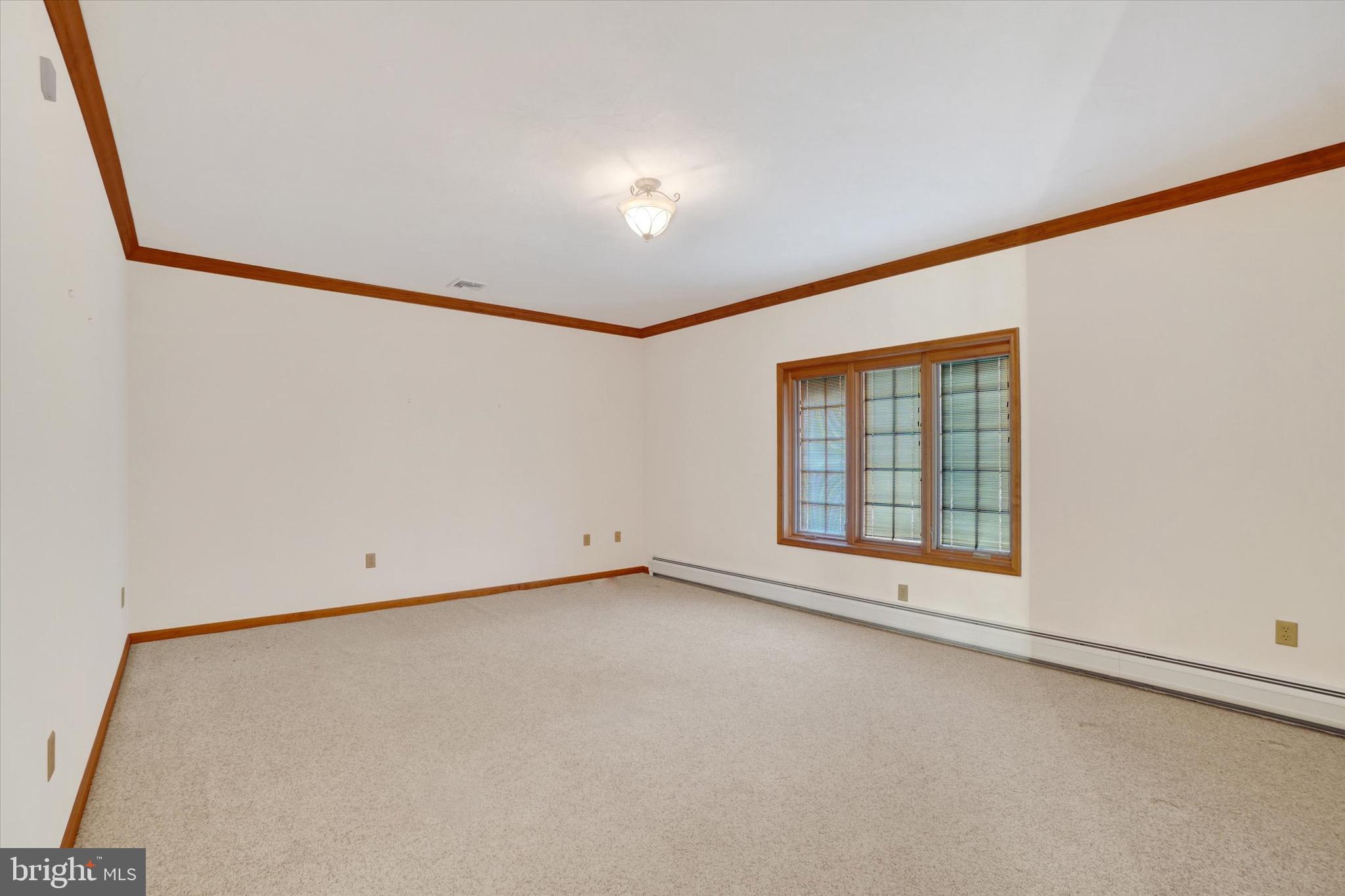 OUTDOOR COUNTRY CLUB - Residential