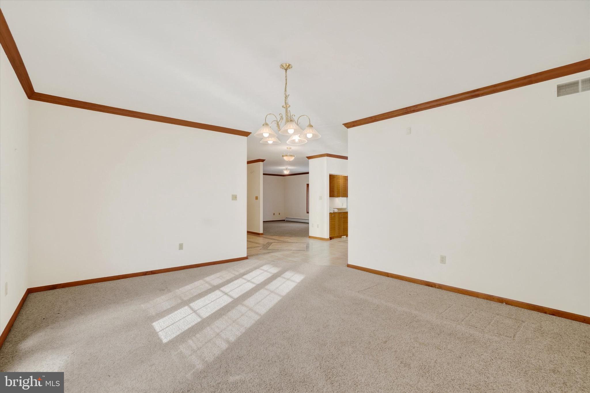 OUTDOOR COUNTRY CLUB - Residential