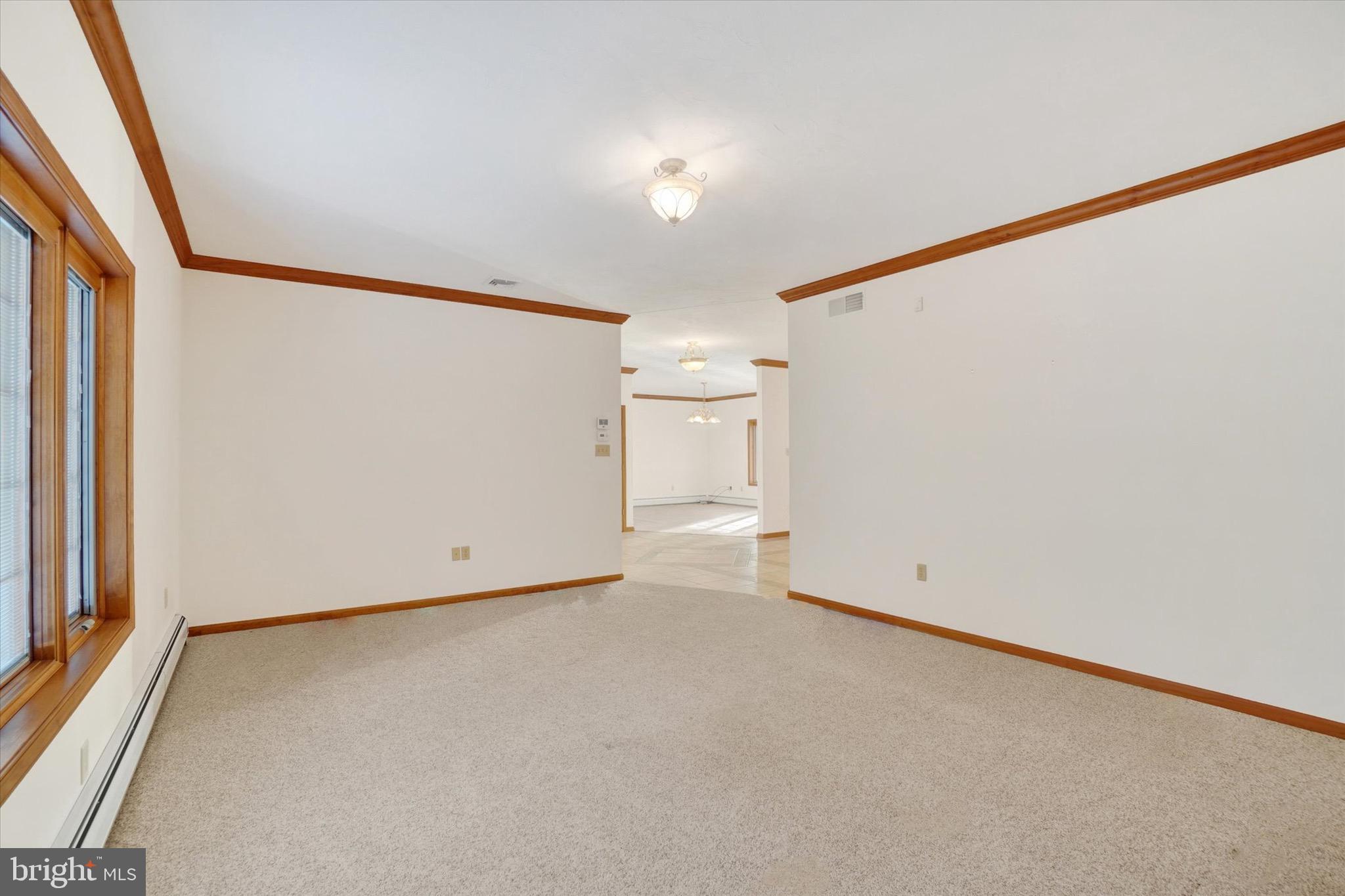 OUTDOOR COUNTRY CLUB - Residential