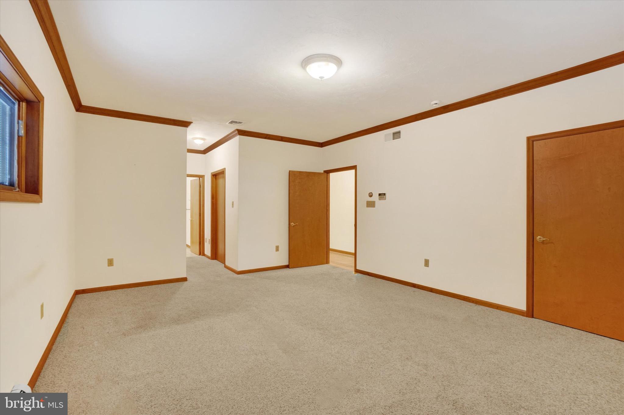 OUTDOOR COUNTRY CLUB - Residential