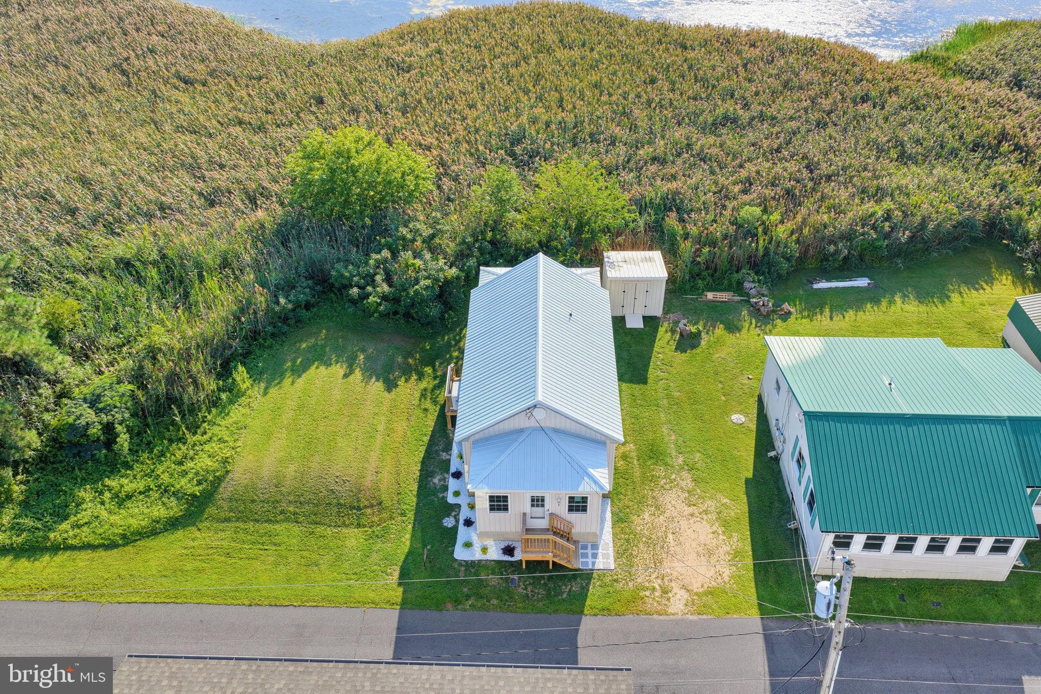 381 N BAY DRIVE