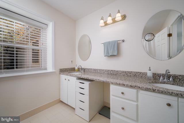 TERRACES OF WINDON - Residential Lease