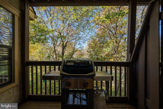 TERRACES OF WINDON - Residential Lease