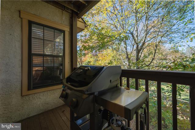 TERRACES OF WINDON - Residential Lease