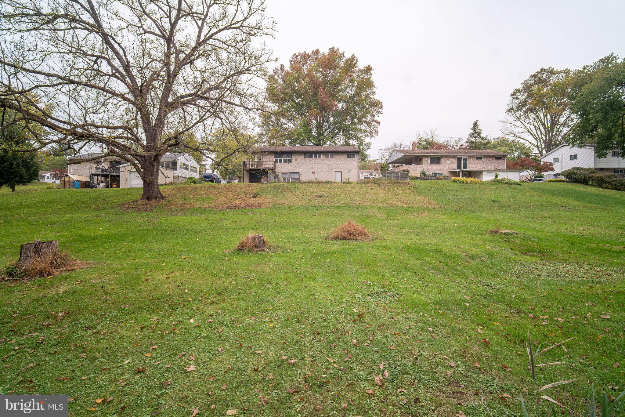2428 ANITA DRIVE