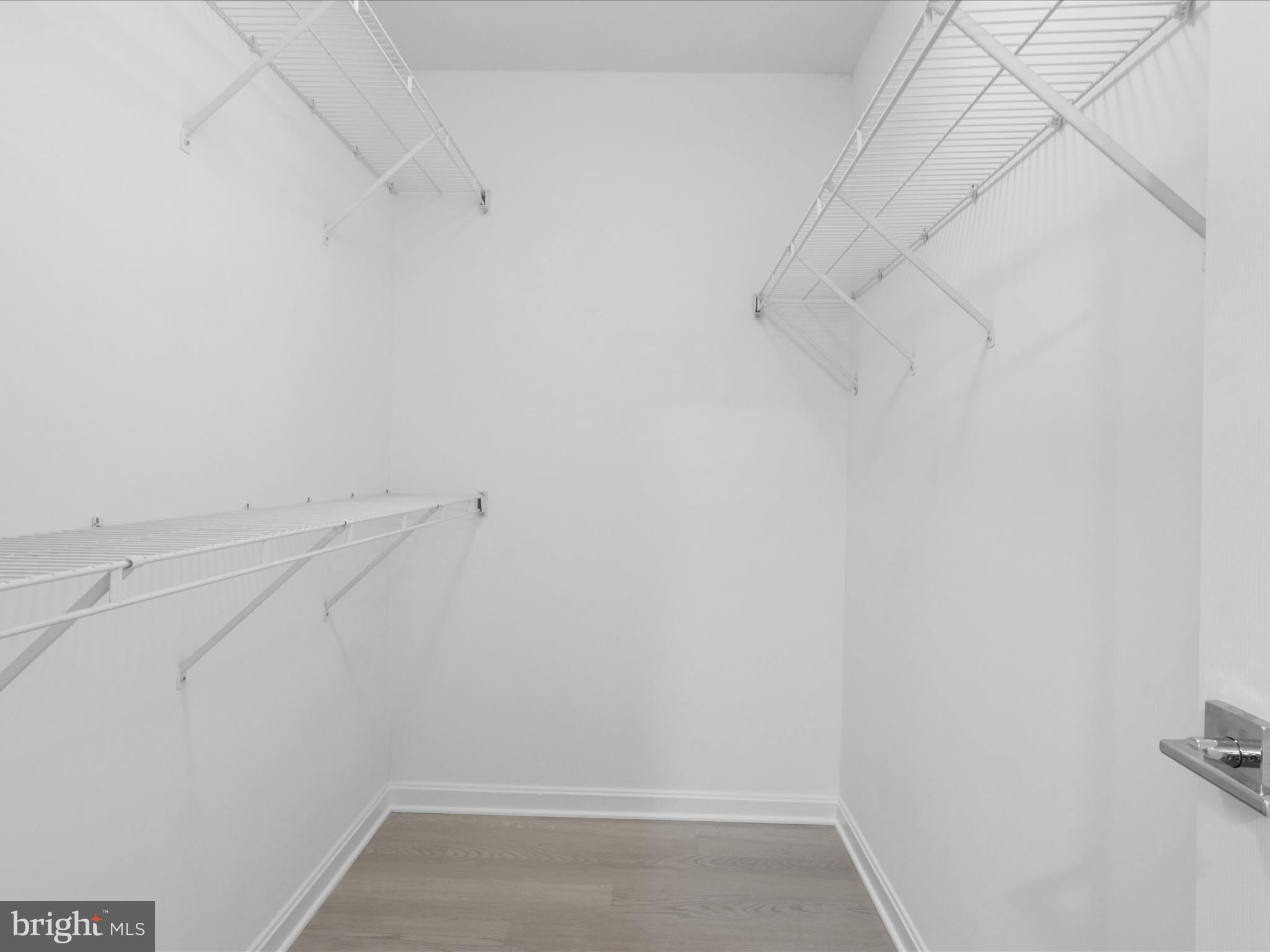 LINCOLNIA MEWS - Residential Lease