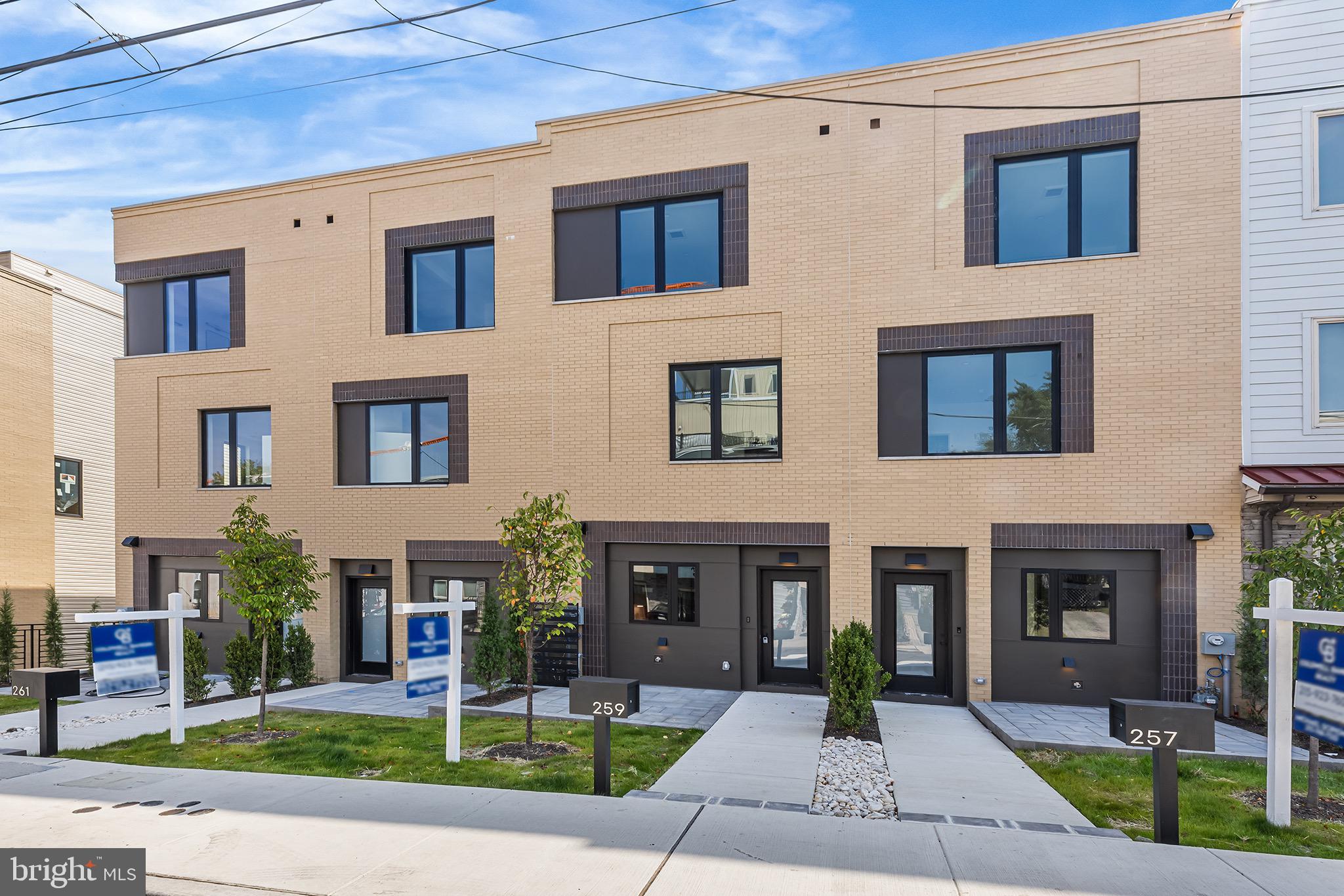 MANAYUNK - Residential