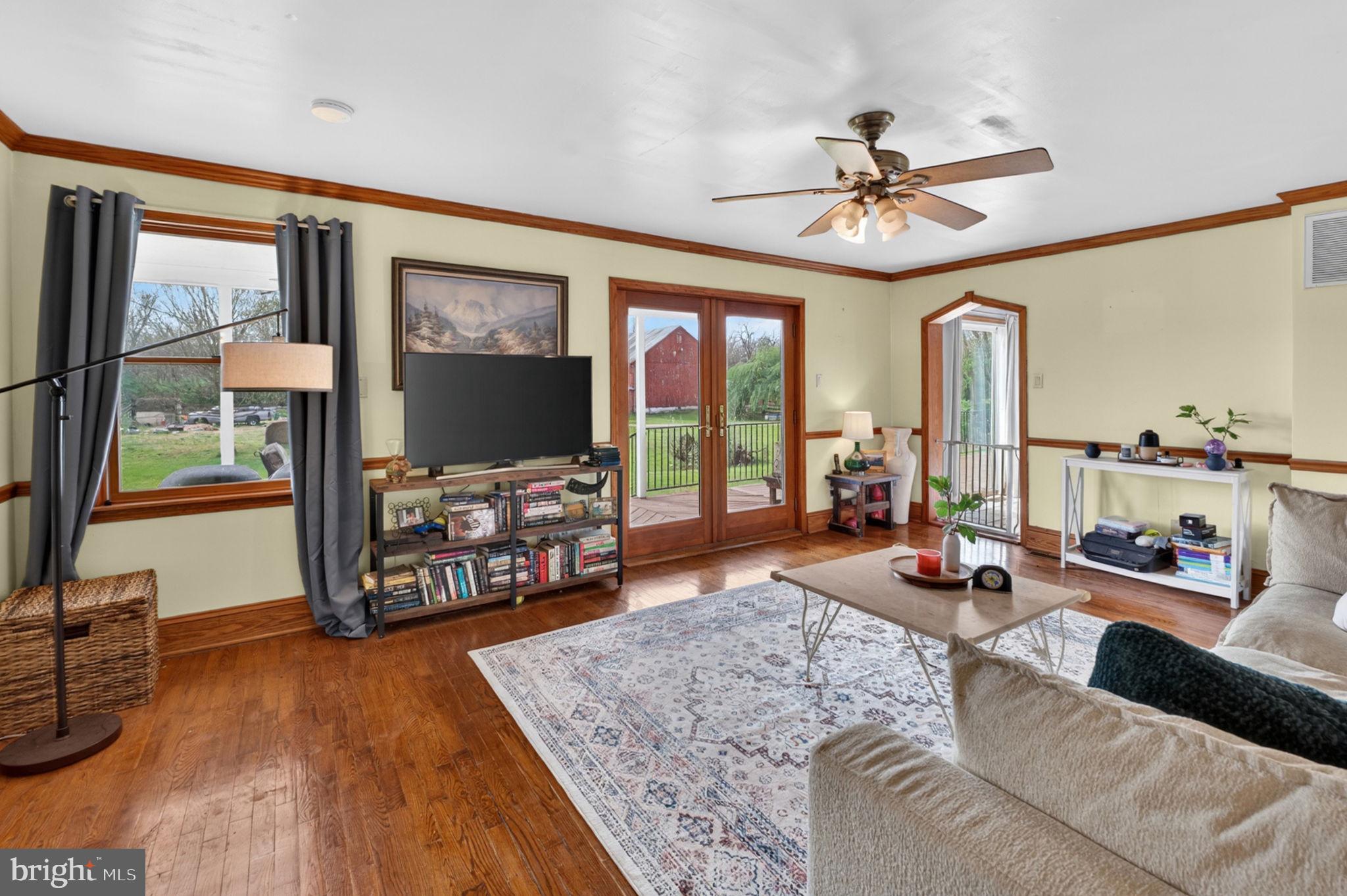 OLD RUSSELL FARM - Residential