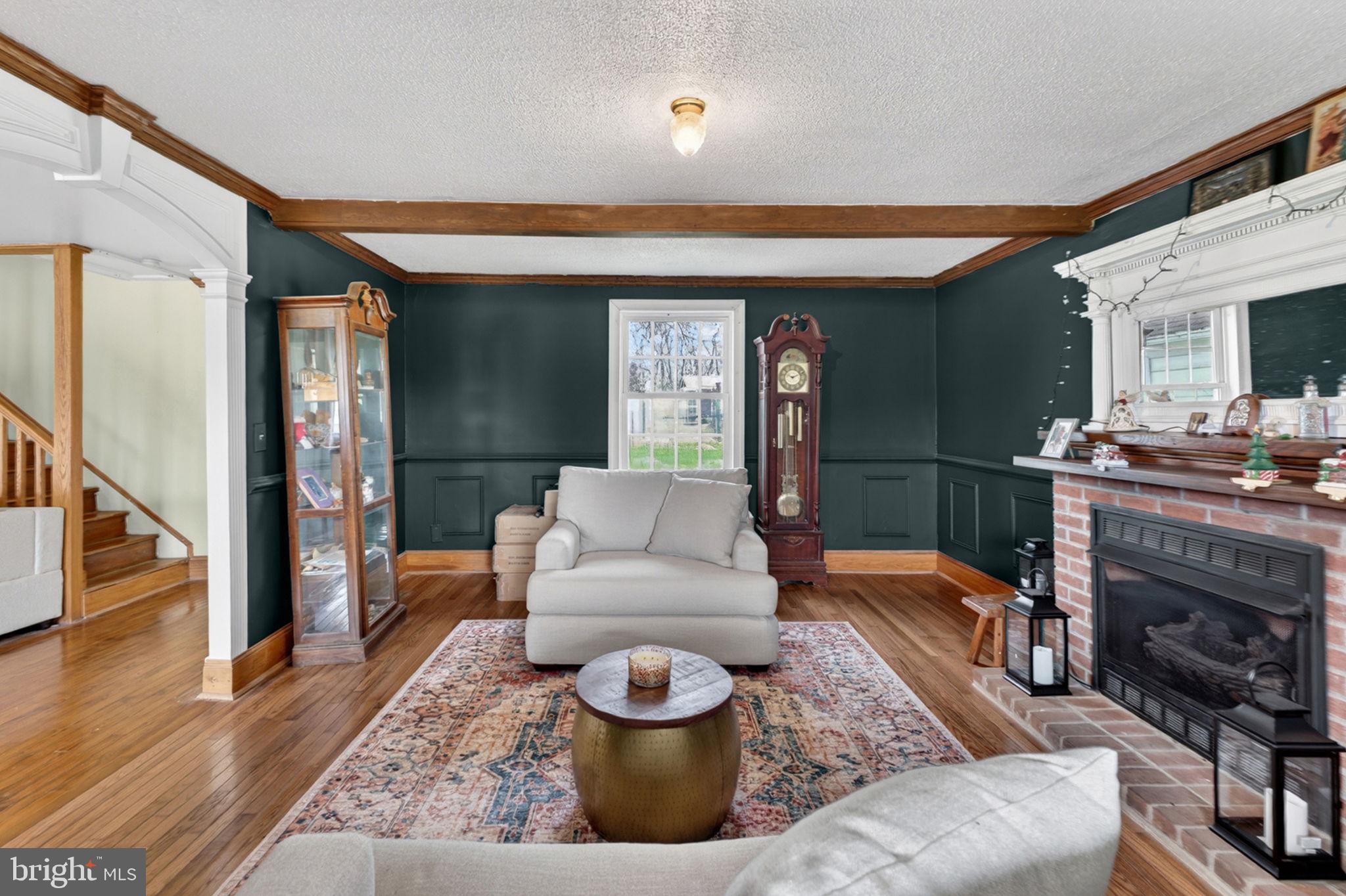 OLD RUSSELL FARM - Residential