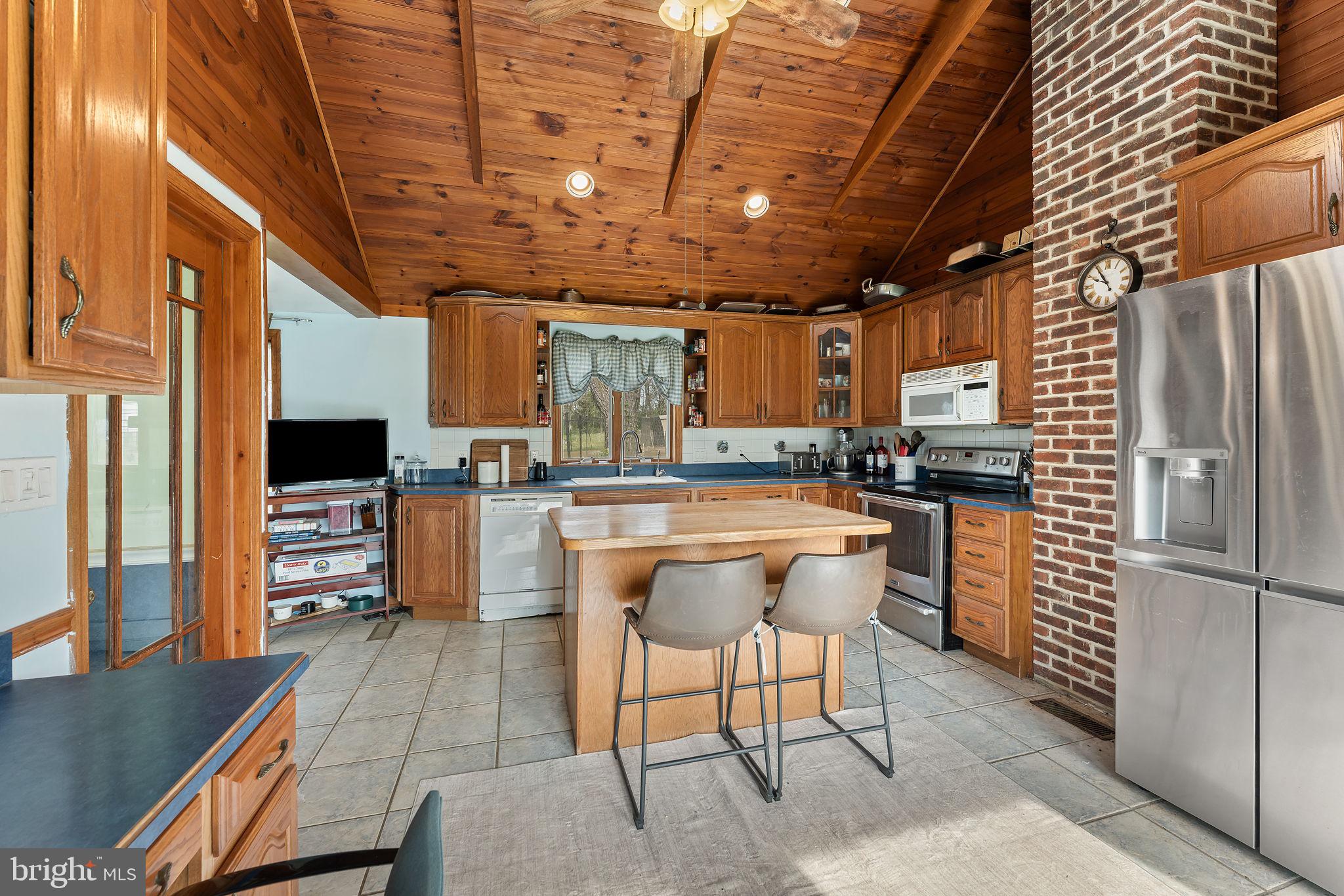 OLD RUSSELL FARM - Residential