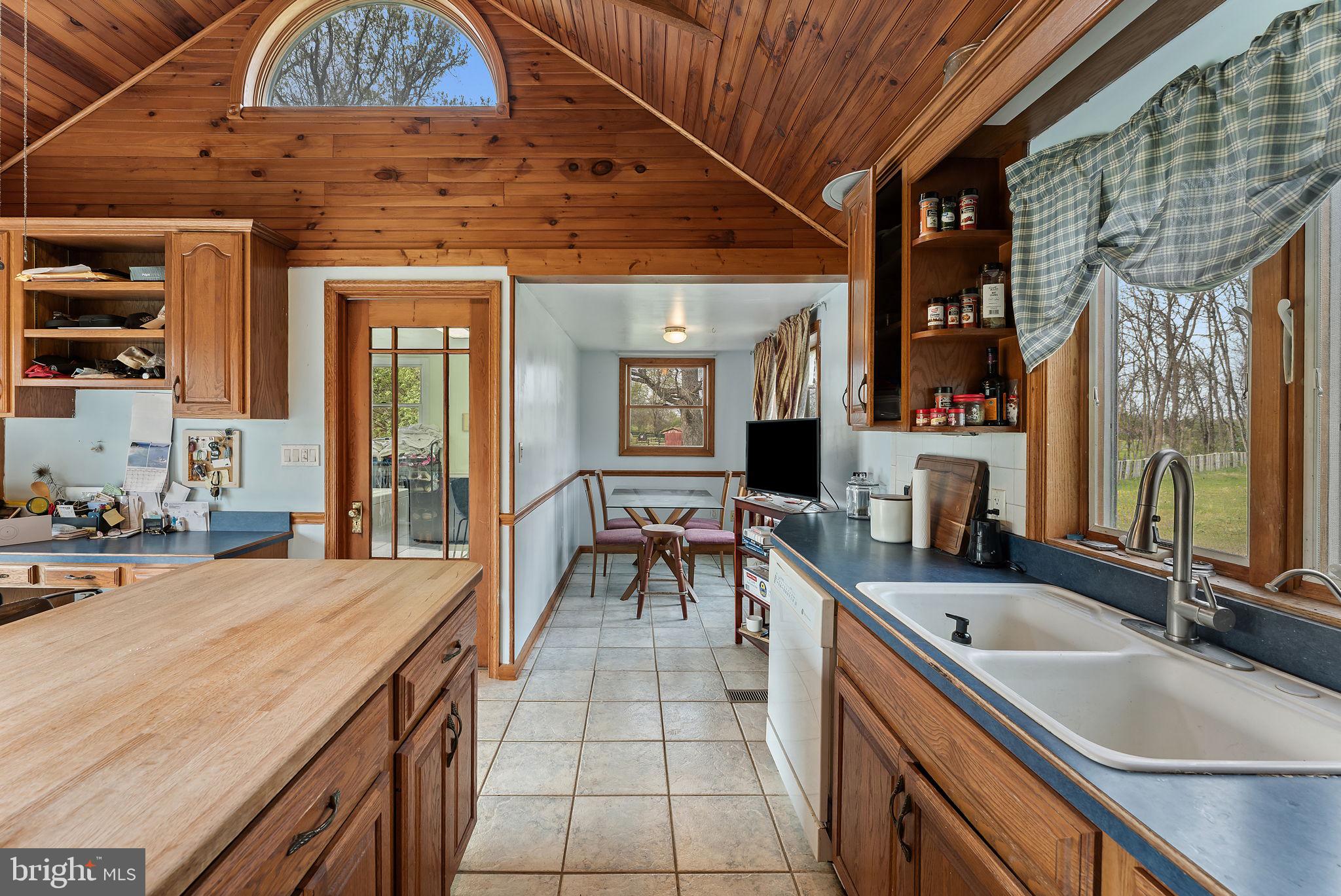 OLD RUSSELL FARM - Residential