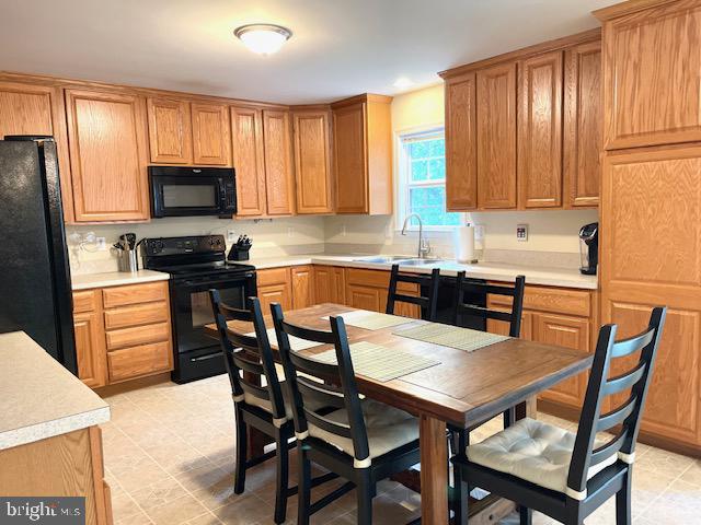 BAYBERRY ESTATES - Residential