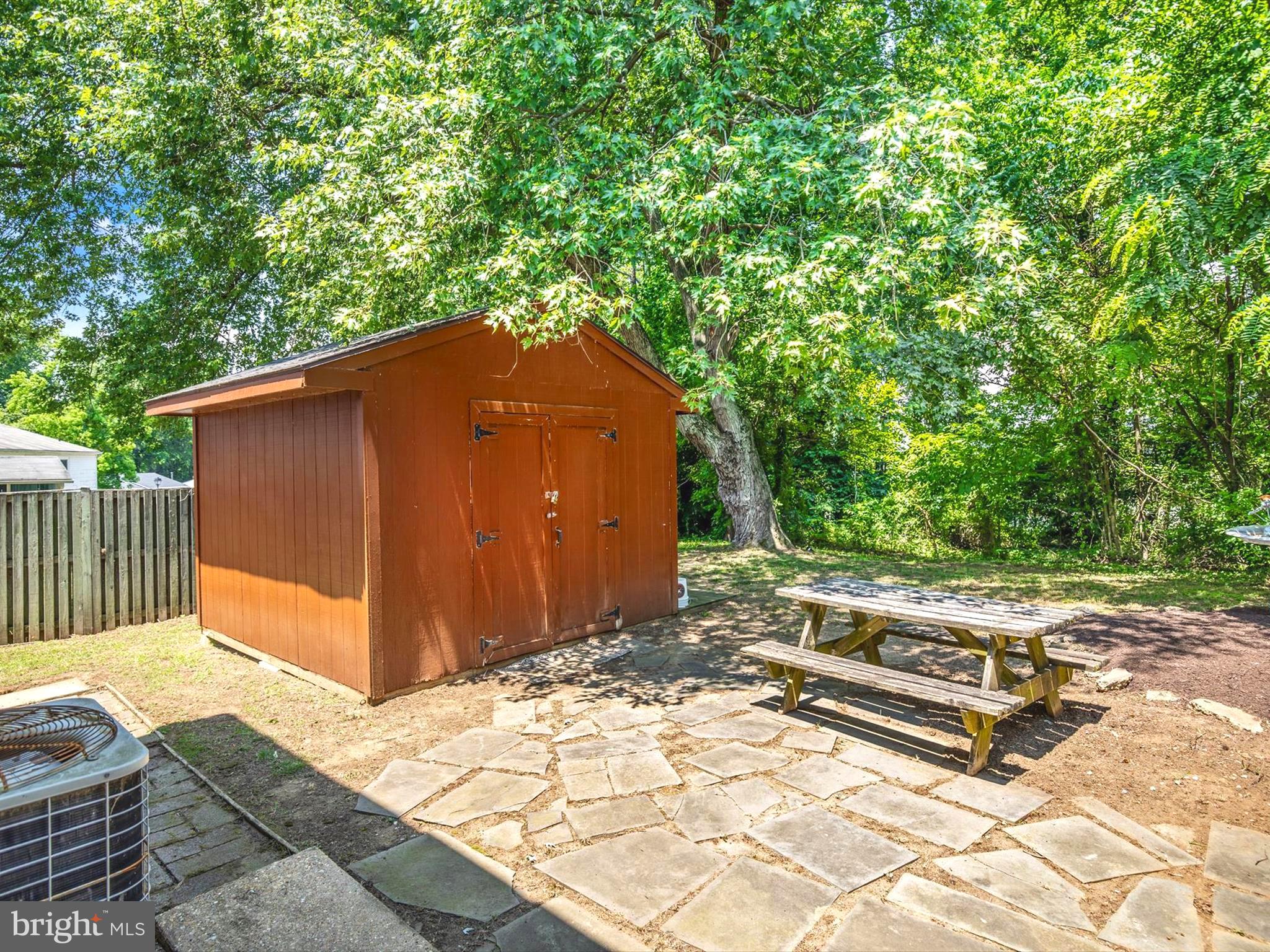 BRIGHTLEAF - Residential