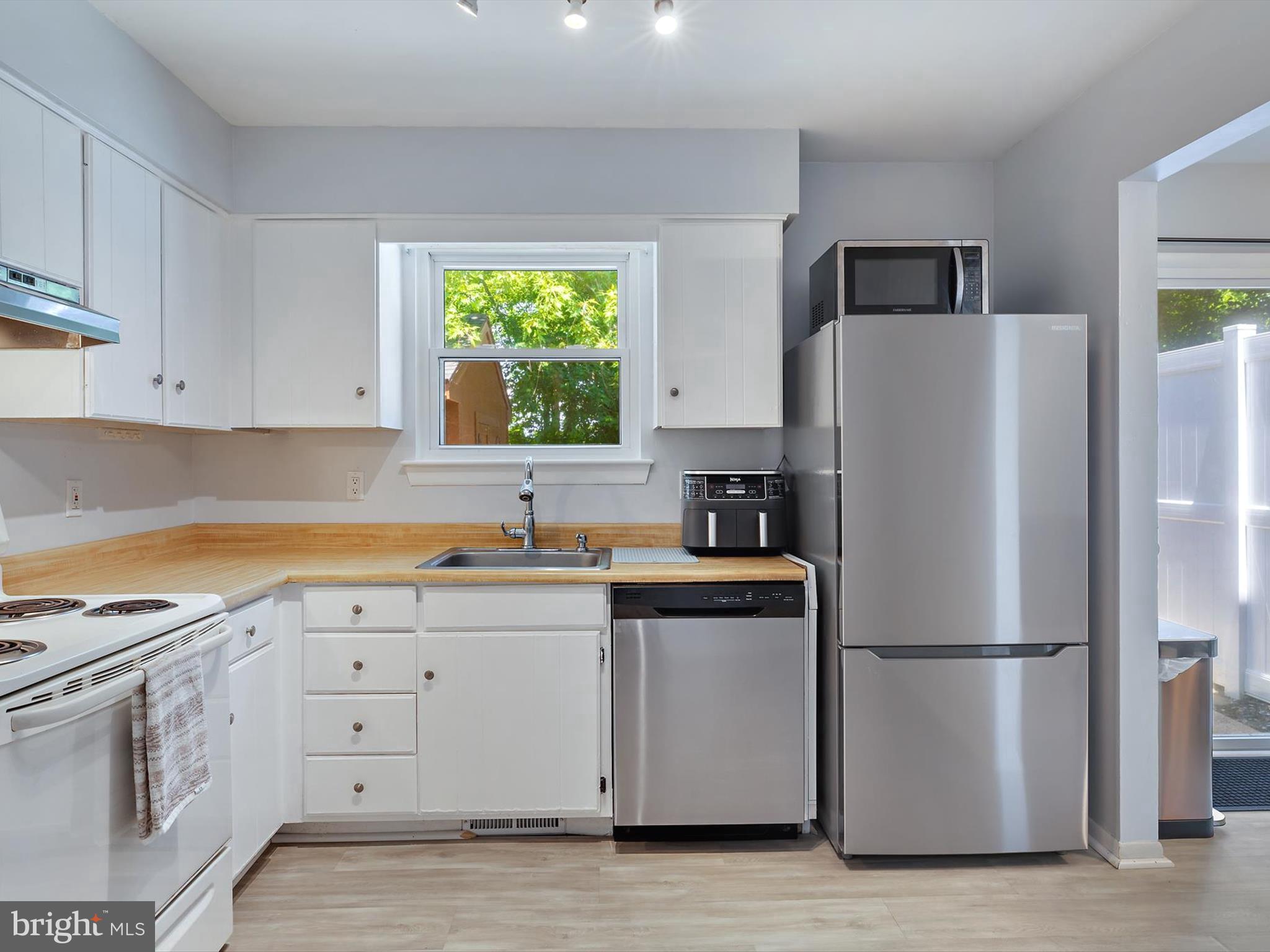 BRIGHTLEAF - Residential