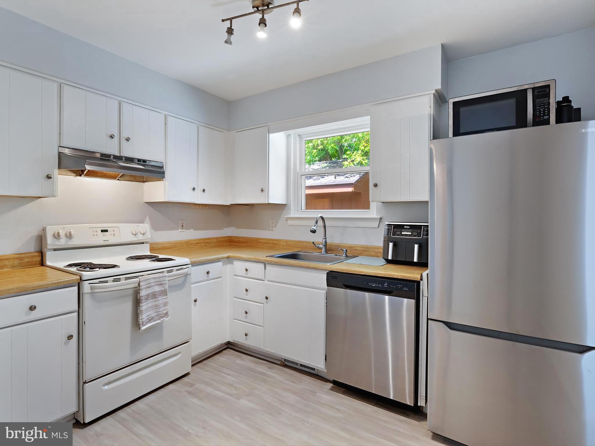 BRIGHTLEAF - Residential