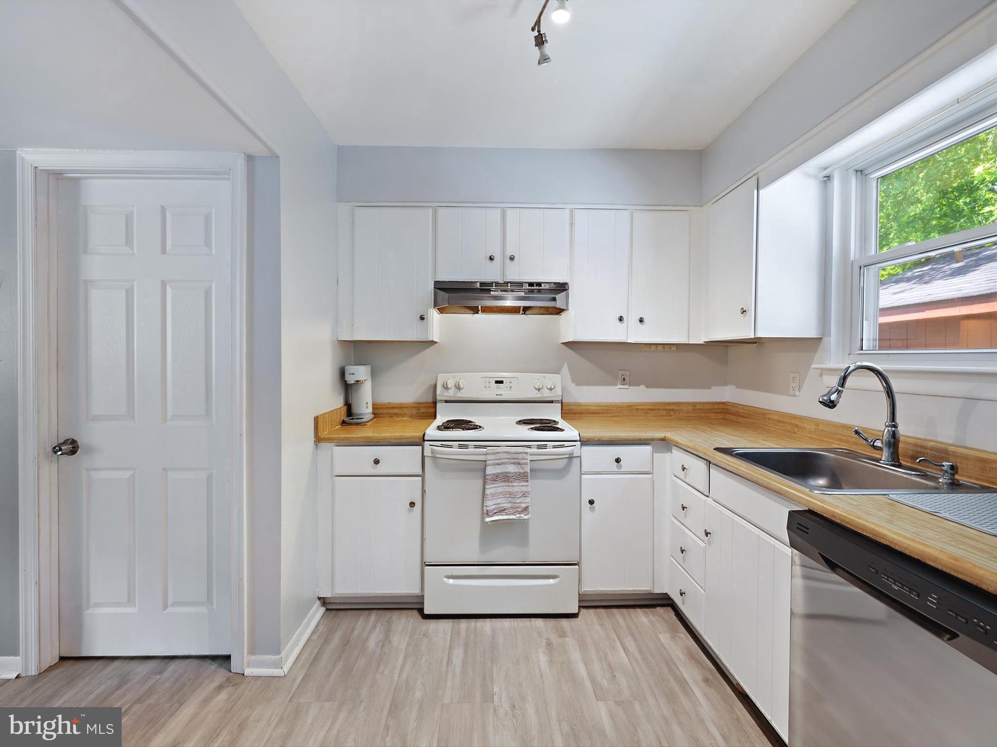 BRIGHTLEAF - Residential