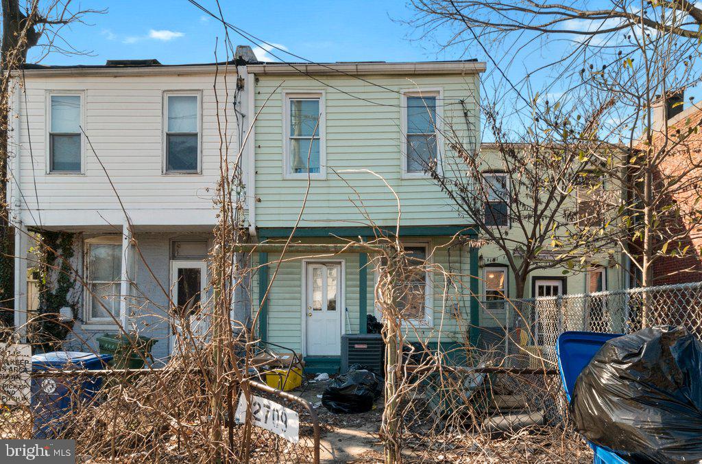 CHARLES VILLAGE - Residential