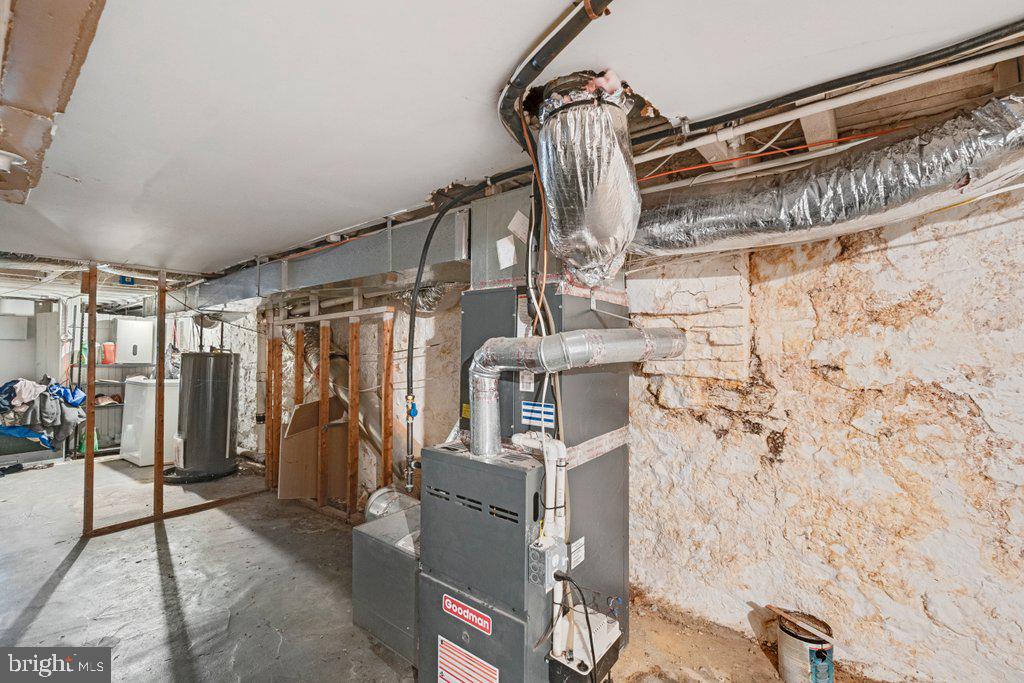 CHARLES VILLAGE - Residential