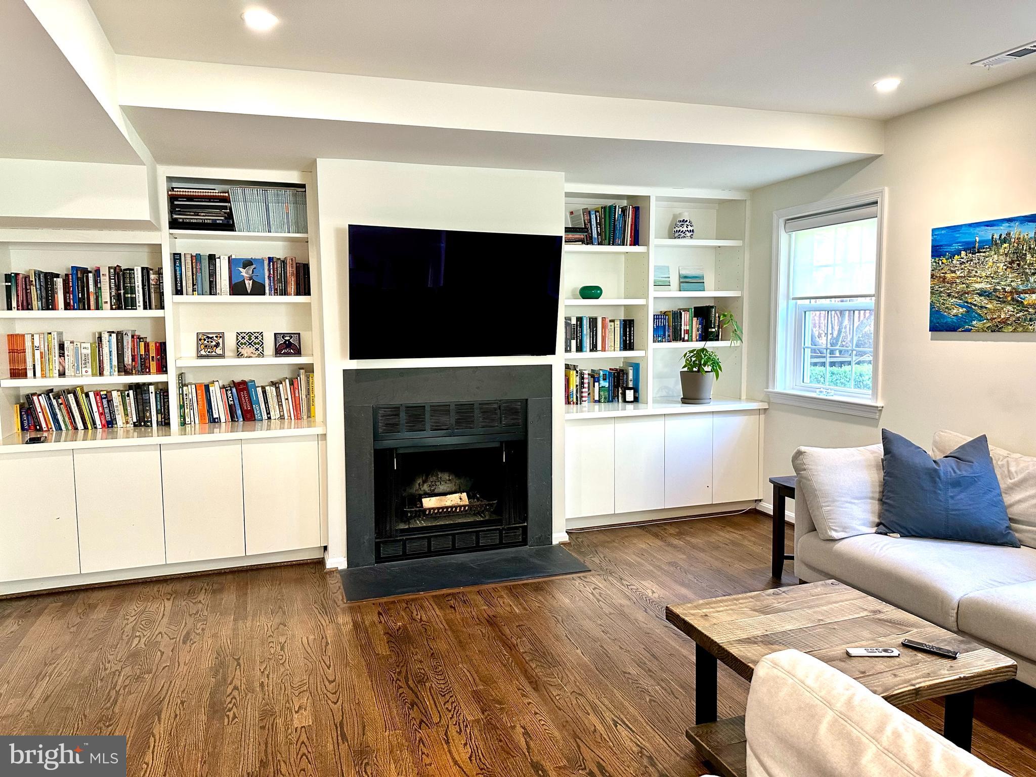 4928 BRADLEY BOULEVARD 241
